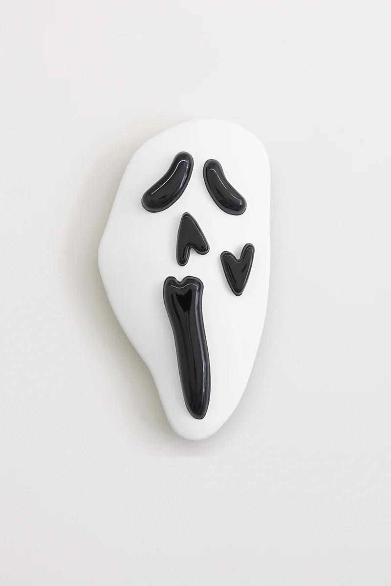 The Scream 2.0. Painted formed plastic, 7.7" x 14.51" x 2", 2018.