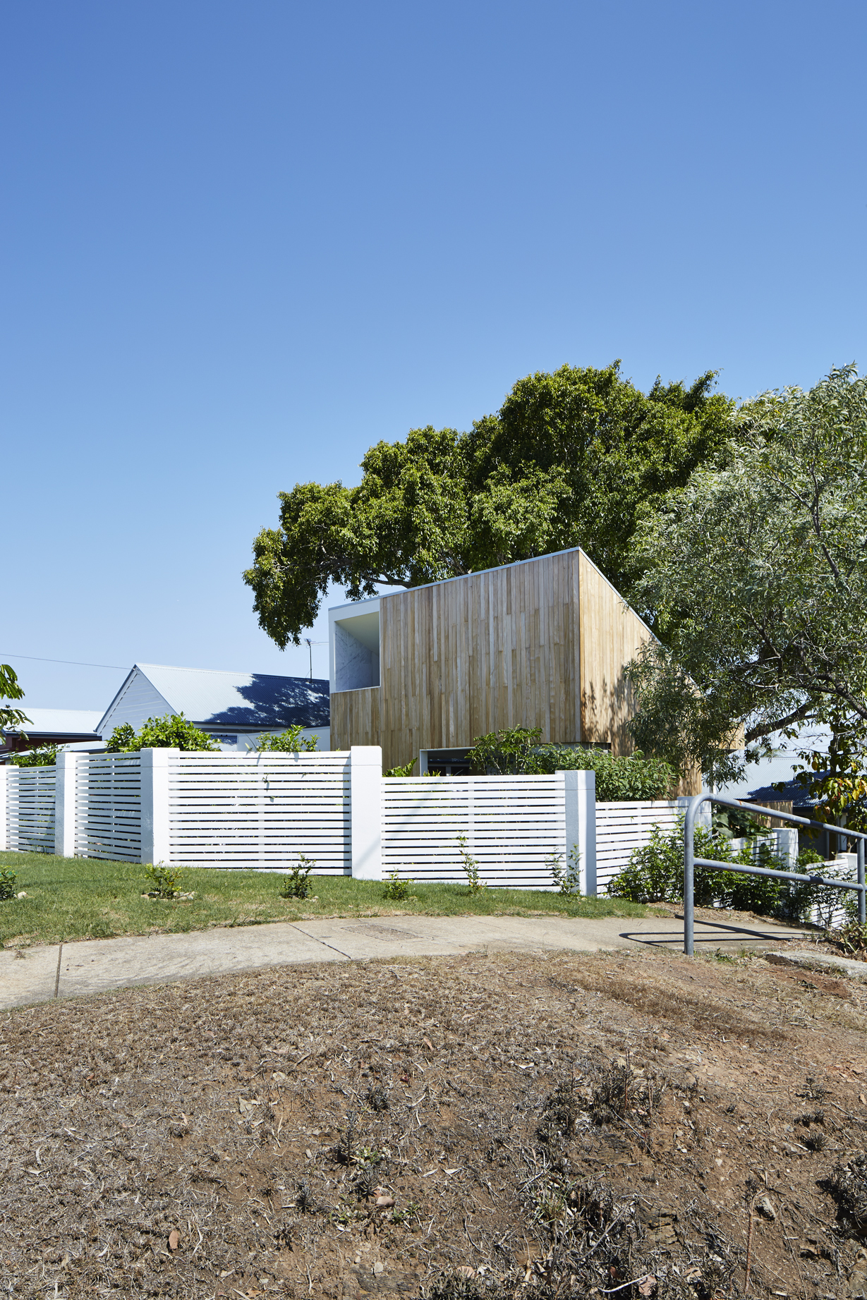 TARINGA NIELSEN JENKINS 07