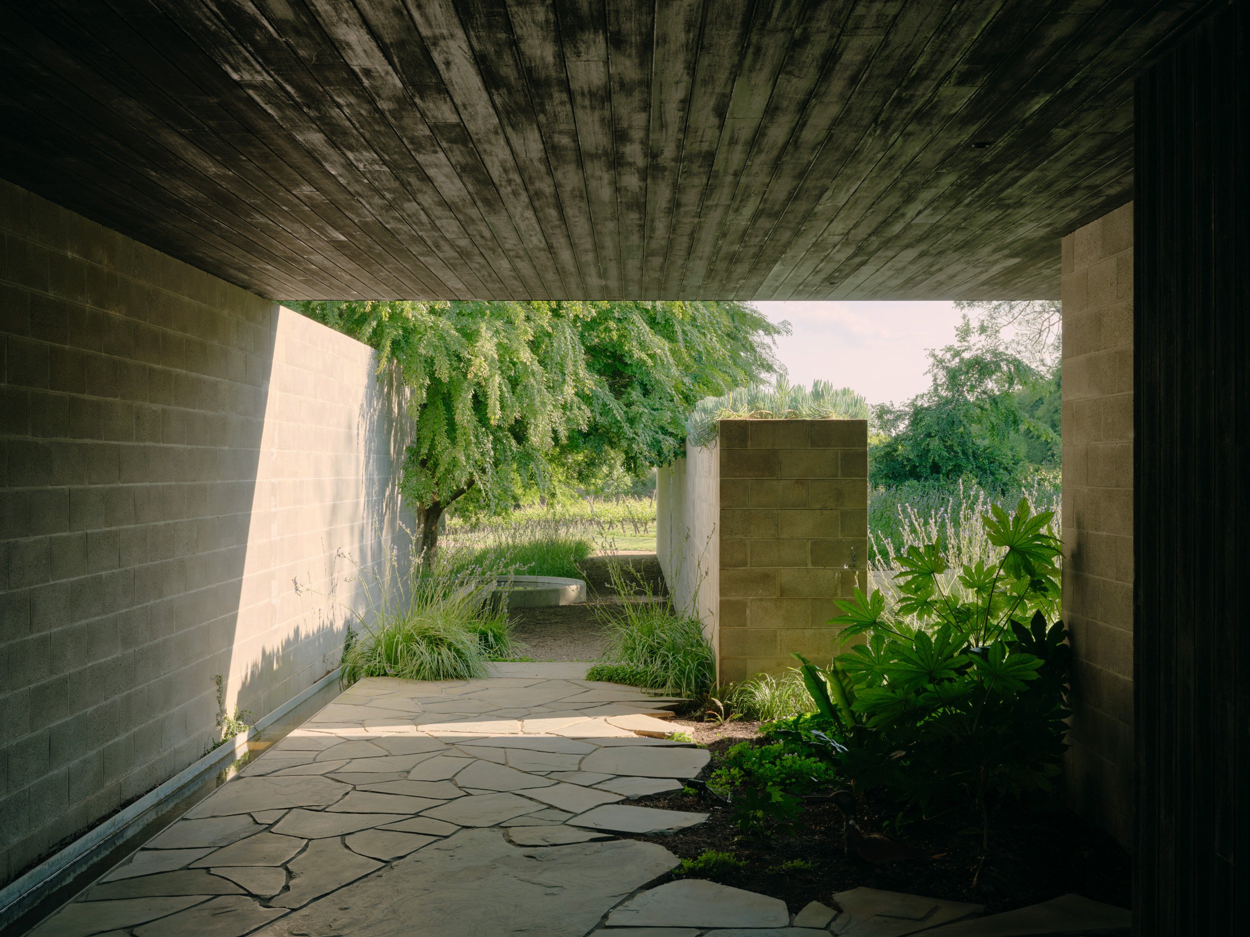 LUMBYMERRICKS_066_web.jpg