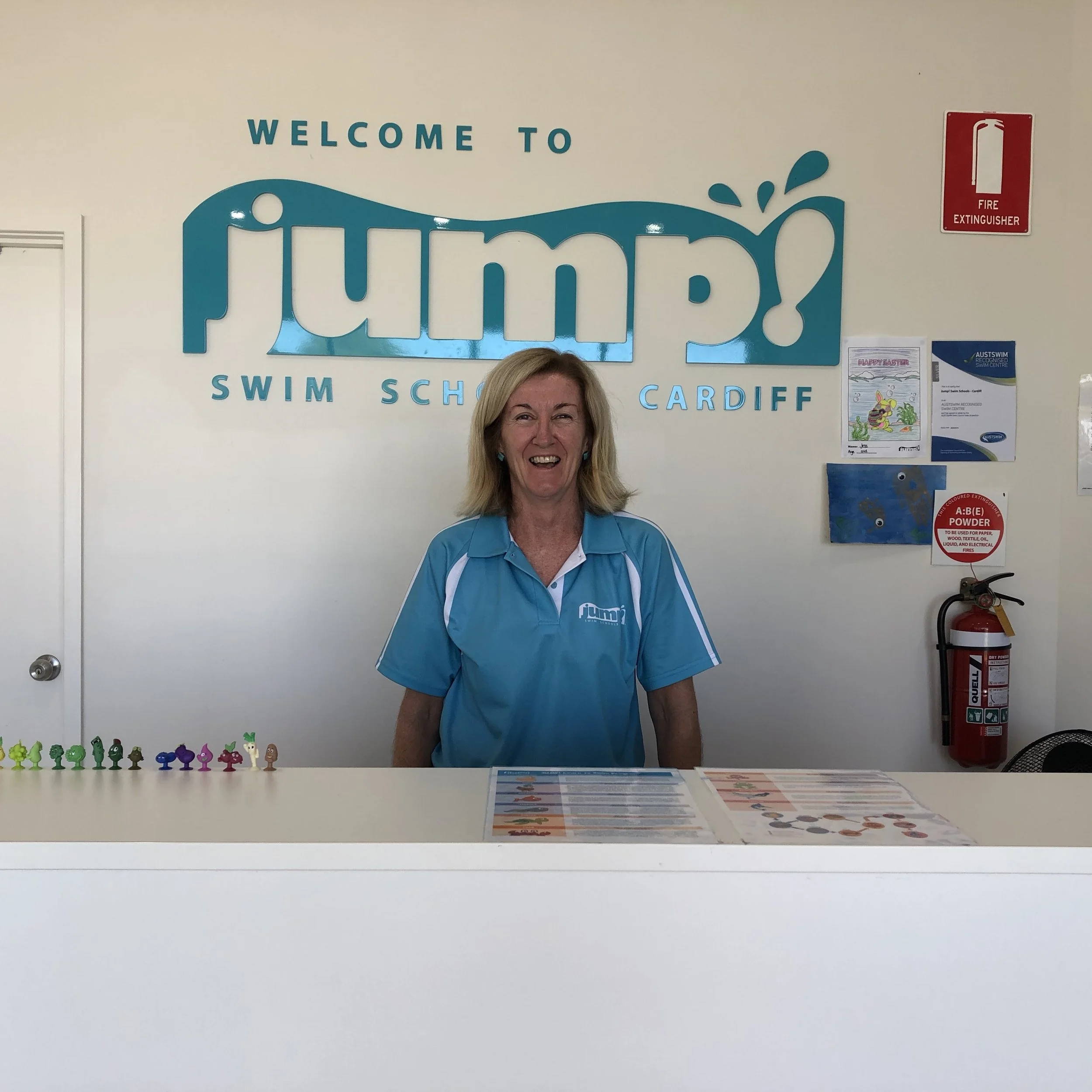 “A friendly, familiar face at reception is an essential element of success.” Louise, franchise owner at Jump! Swim School Cardiff. And Louise actually does smile while she is at work.