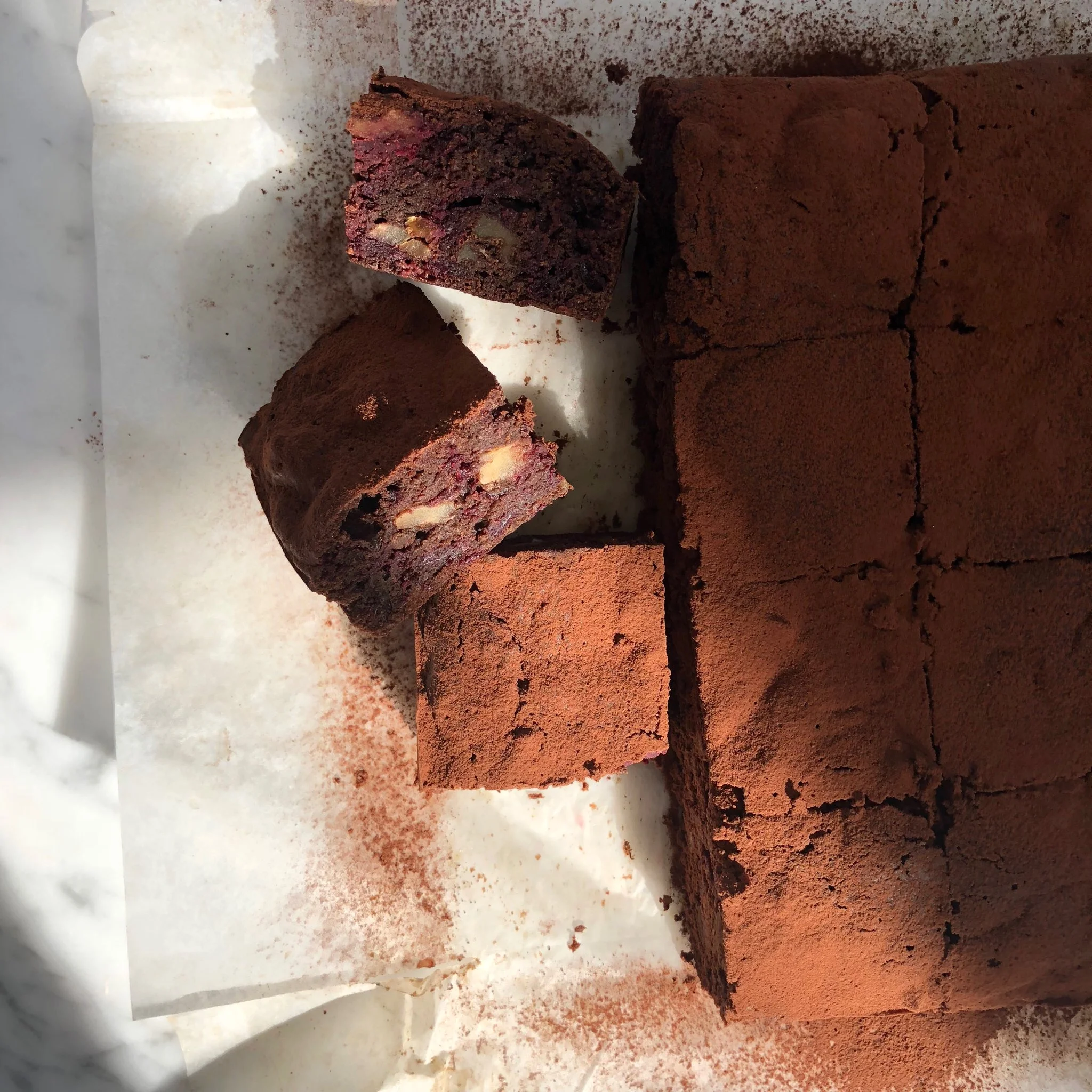 BEETROOT &amp; CHOCOLATE BROWNIE
