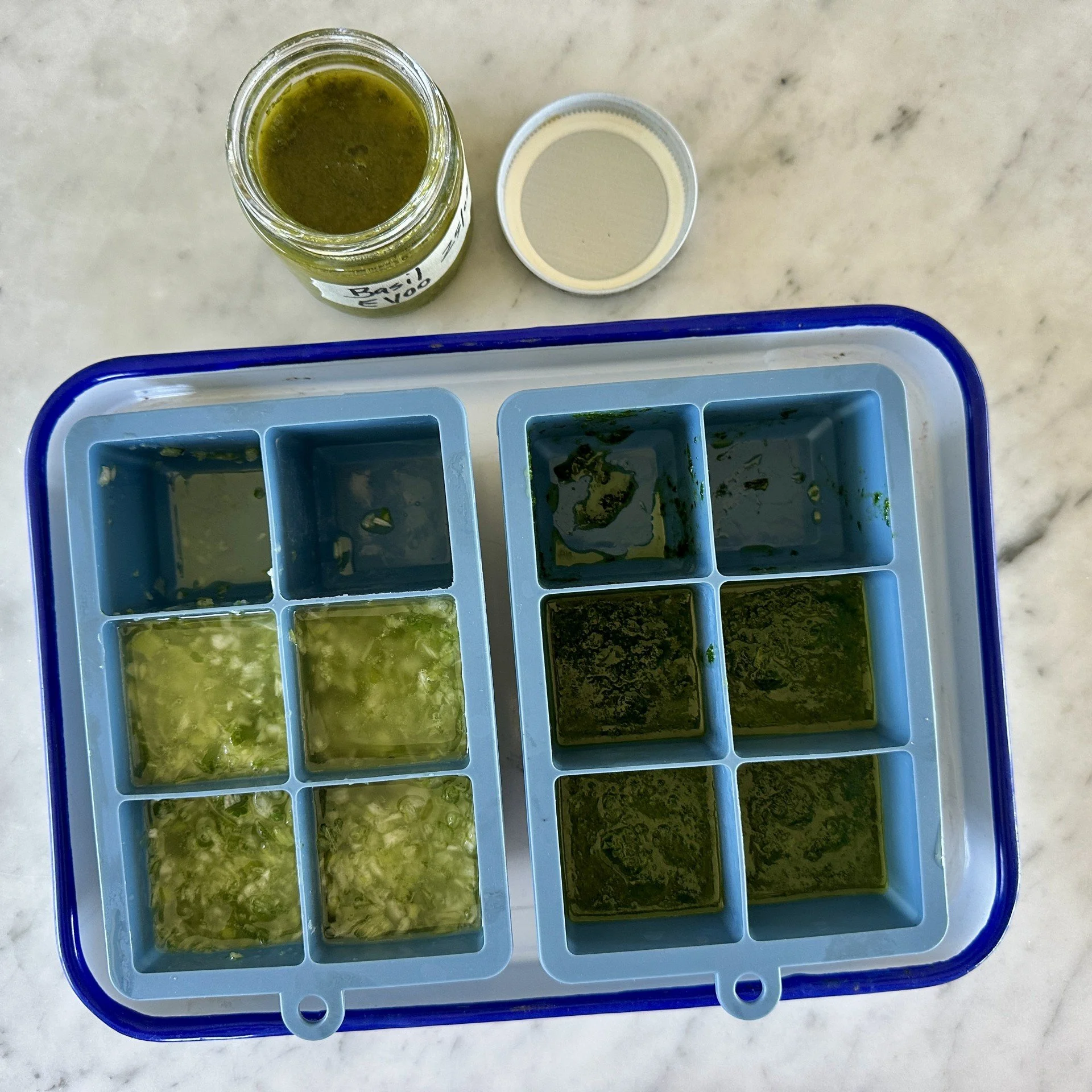 FREEZING FRESH HERBS IN OIL
