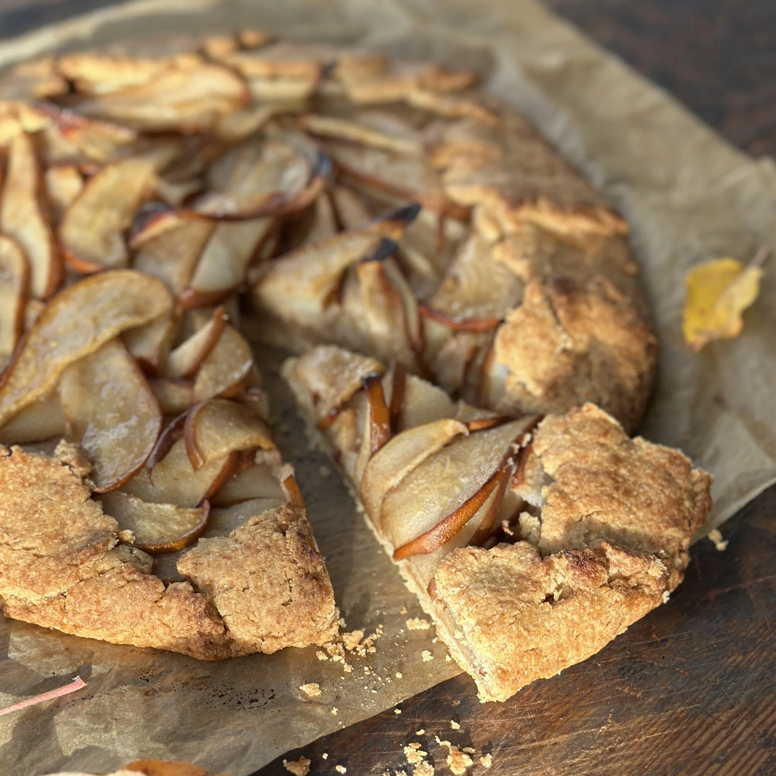 RUSTIC PEAR TART