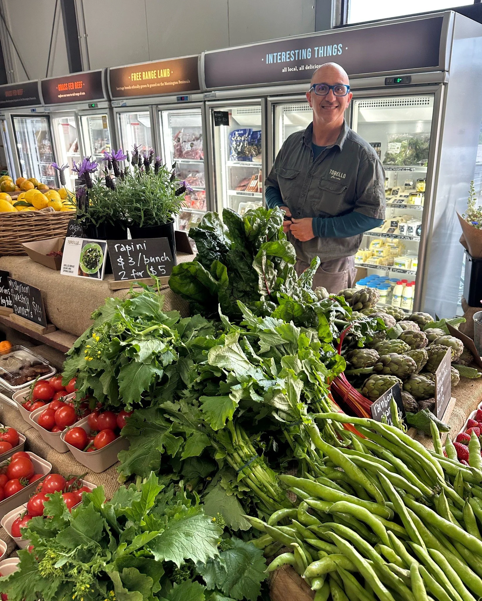We're all about the interesting spring things ❤️ 

We're talking great value rapini and rainbow chard, first sightings of broad beans, beautiful asparagus, green garlic, magnificent broccoli, salad onions and globe artichokes 👊 Succulent spring lamb