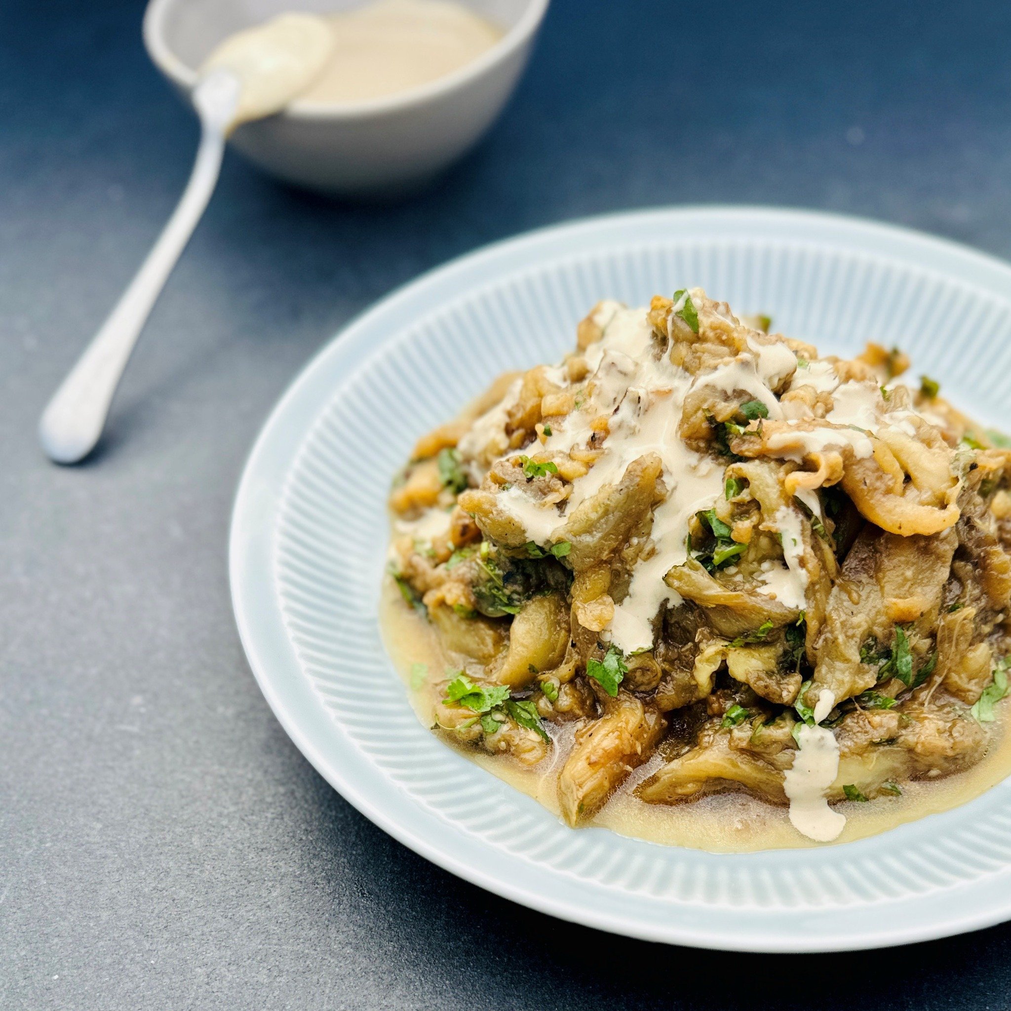 Charred EGGPLANT salad with black garlic and tahini dressing? Why, yes please @fionahammondfood 😍

This plant based dish is a deconstructed version of an eggplant dip where Fiona uses the sweet fermented black garlic (available in the farm gate) wit