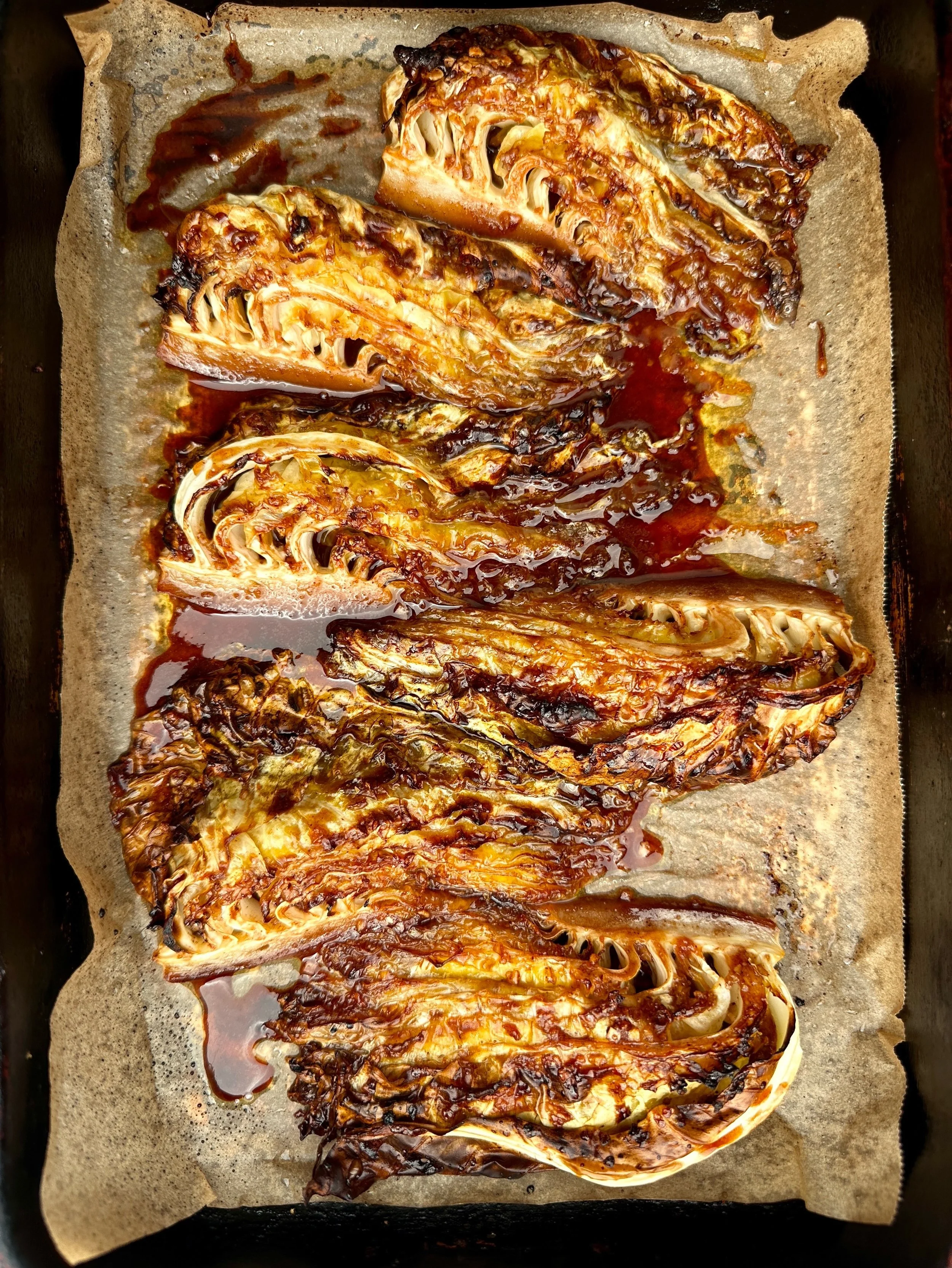 We all know and love Char Siu Pork, but have you tried CHAR SIU CABBAGE? ❤️🥬❤️ 

@fionahammondfood has transformed our delicious sugarloaf cabbages into this finger licking good dish that you can serve with steamed rice for a tasty vegetarian  Canto