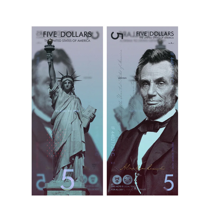 El diseñador industrial Andrey Avgust es oriundo de Bielorrusia, un país cuya moneda se dice es de muy buen diseño. Pero ha visto los dólares yanquis y reconoce que su diseño apesta.