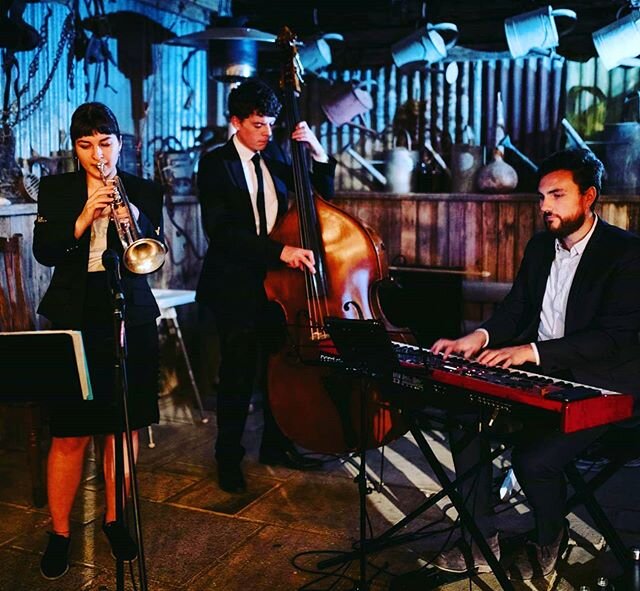 As restrictions start to lift, we can't wait to get back to what we do best - perform jazz standards!
A wedding photo at @alowyngardens in the @visityarravalley_official - can't wait to be back!
.
.
.
#melbourneentertainment #melbournemade #melbourne