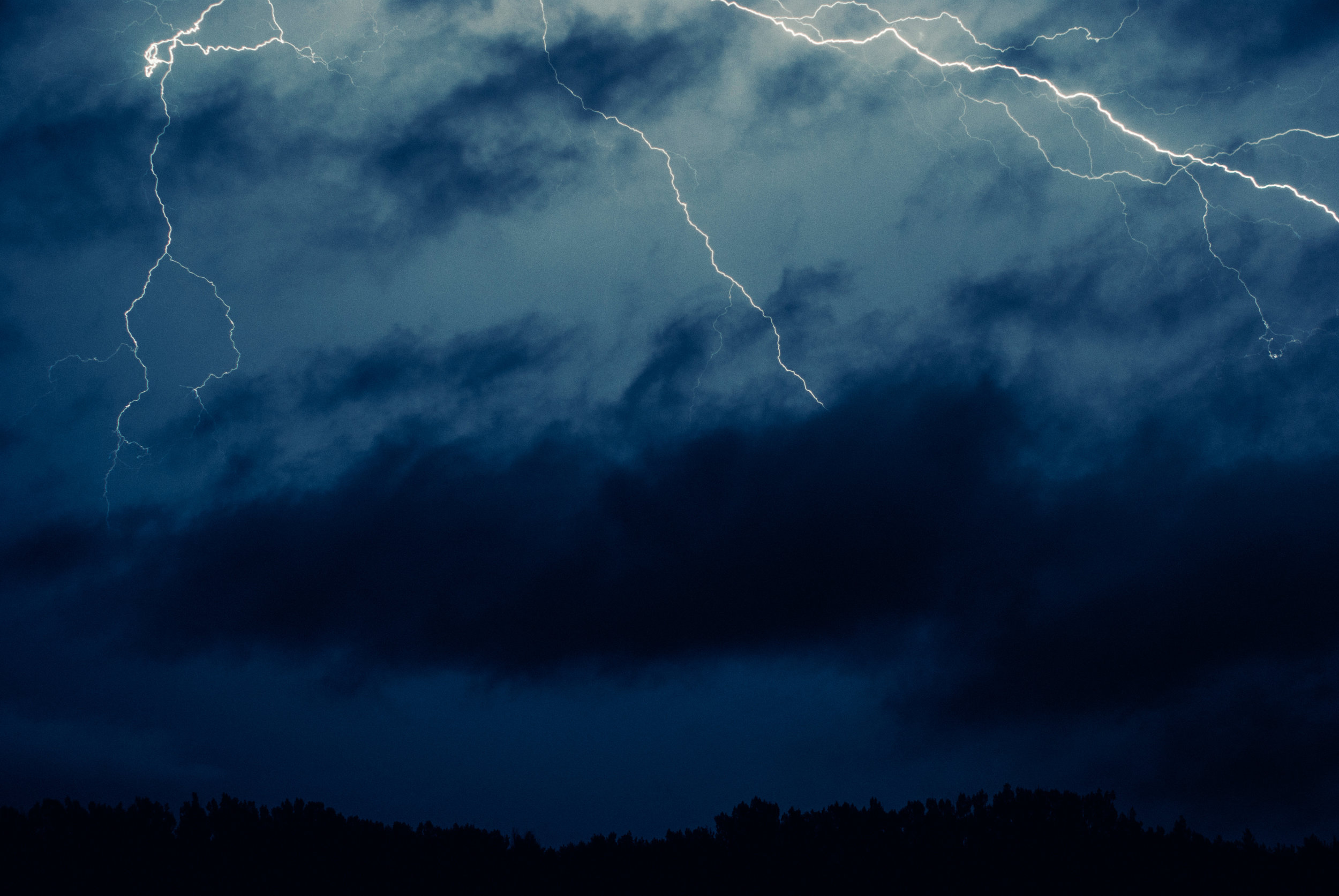 lightning-dancing-101.jpeg