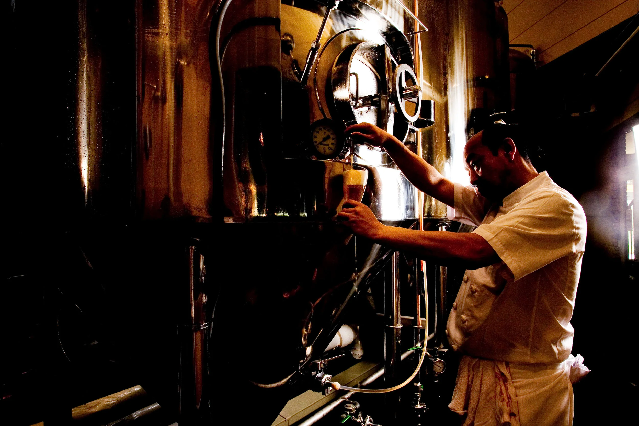 beer pouring HQ copy.jpg