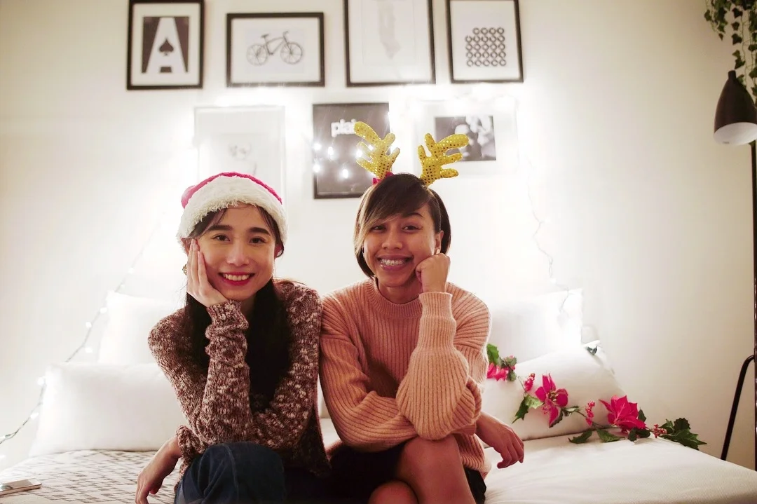 Happy Holidays from me, Evelyn (and my guitar!)