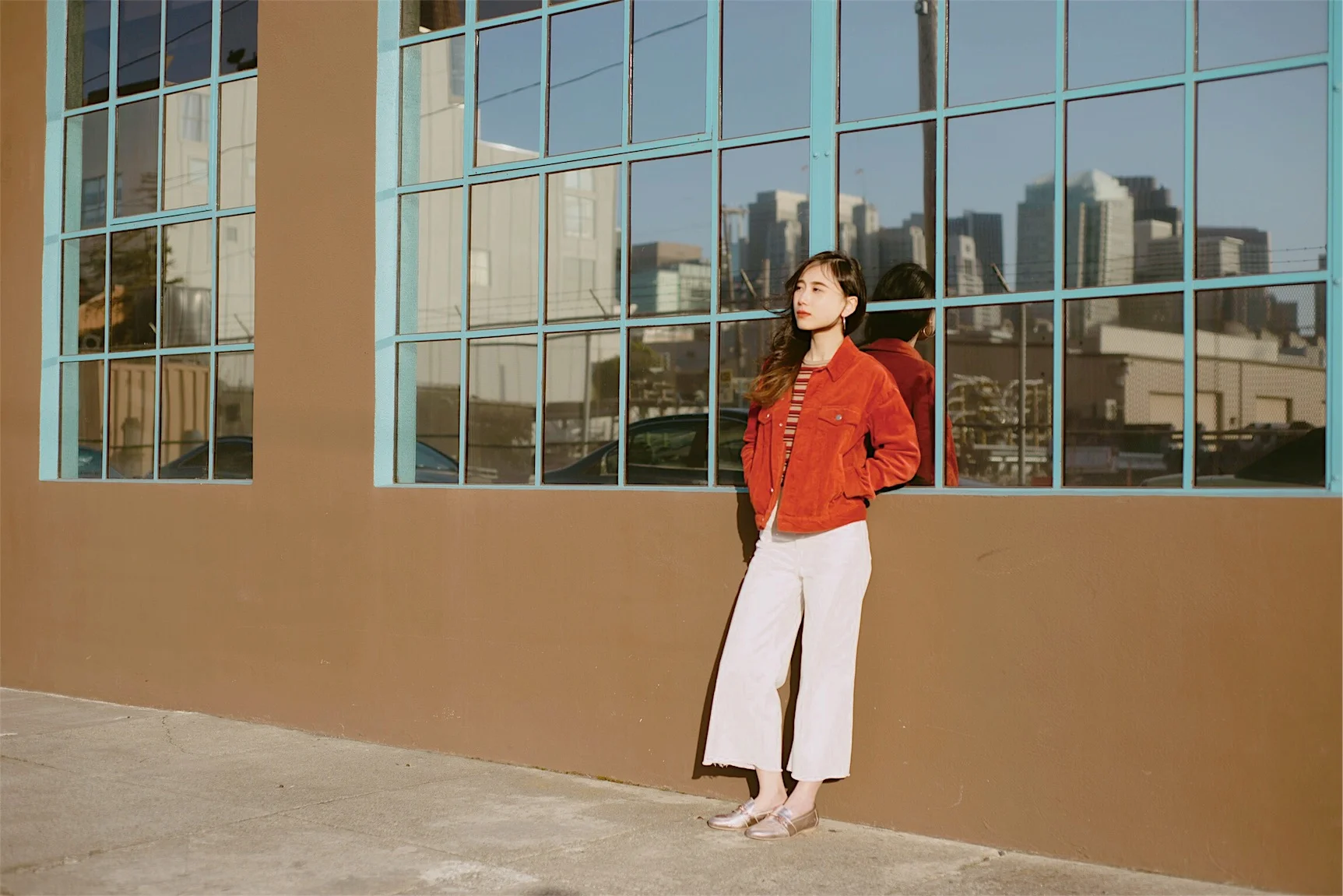 A Short Girl's Take on Oversized Denim