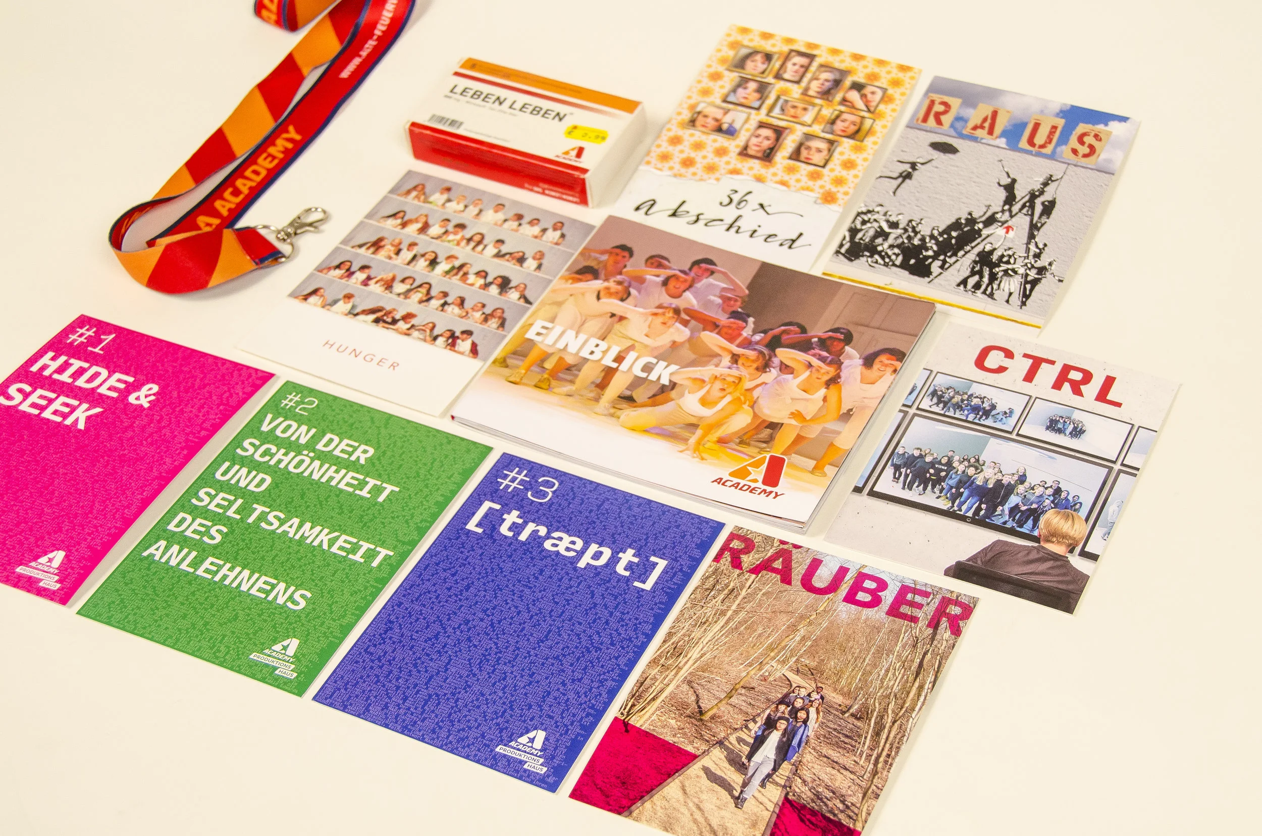 Plakatmotive ACADEMY Bühnenkunstschule und Produktionshaus