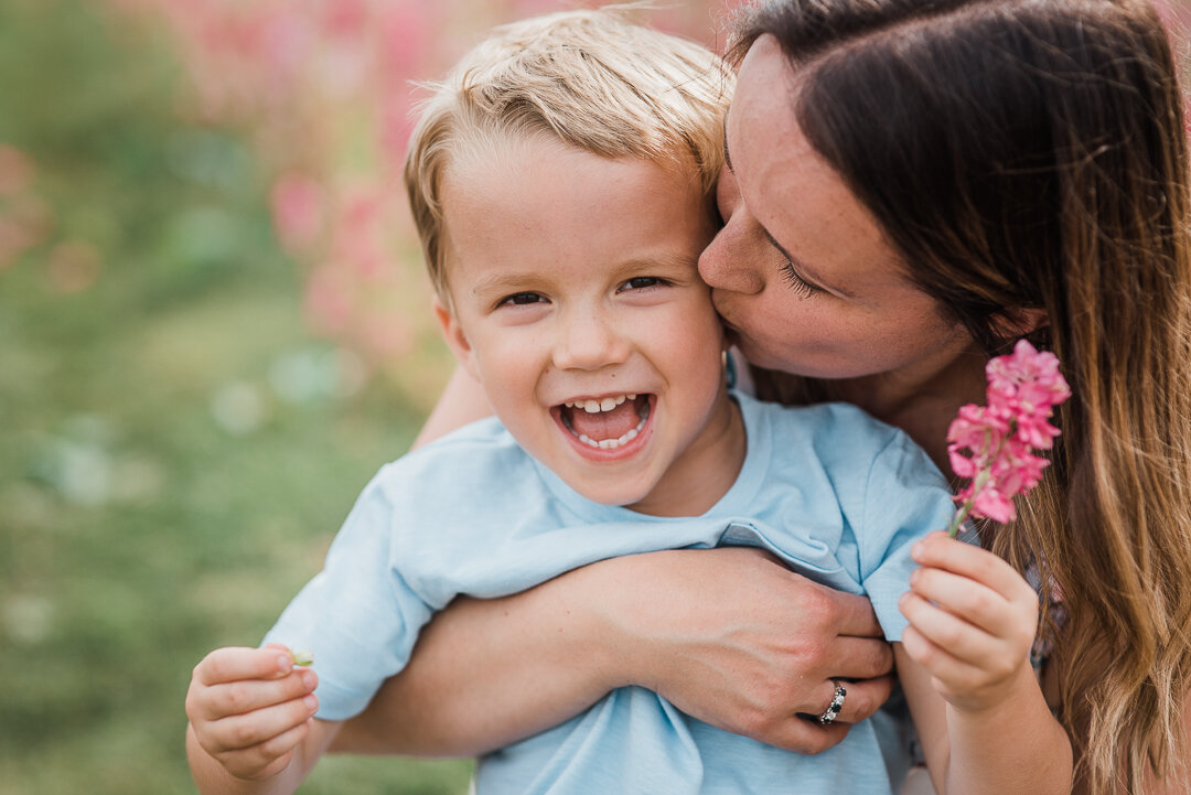 Mummy-Kisses-Boy-Cheltenham Photographer Chui King Li Photography-0734.jpg