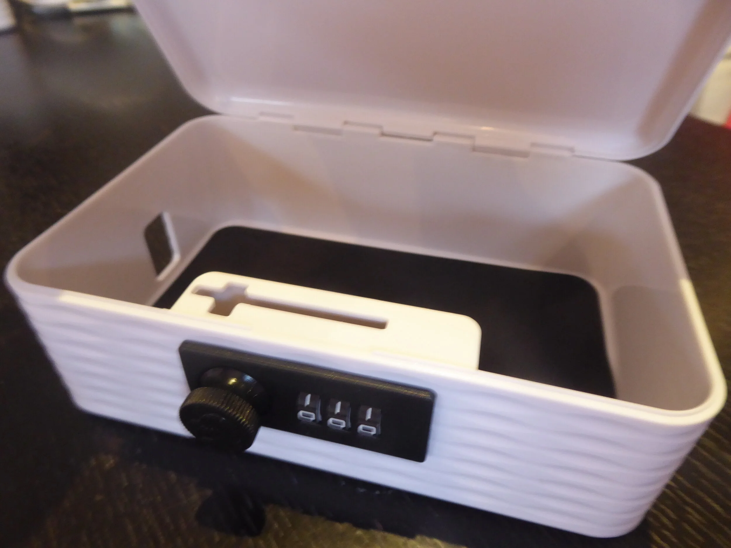 Internal View of Phone Safe.JPG