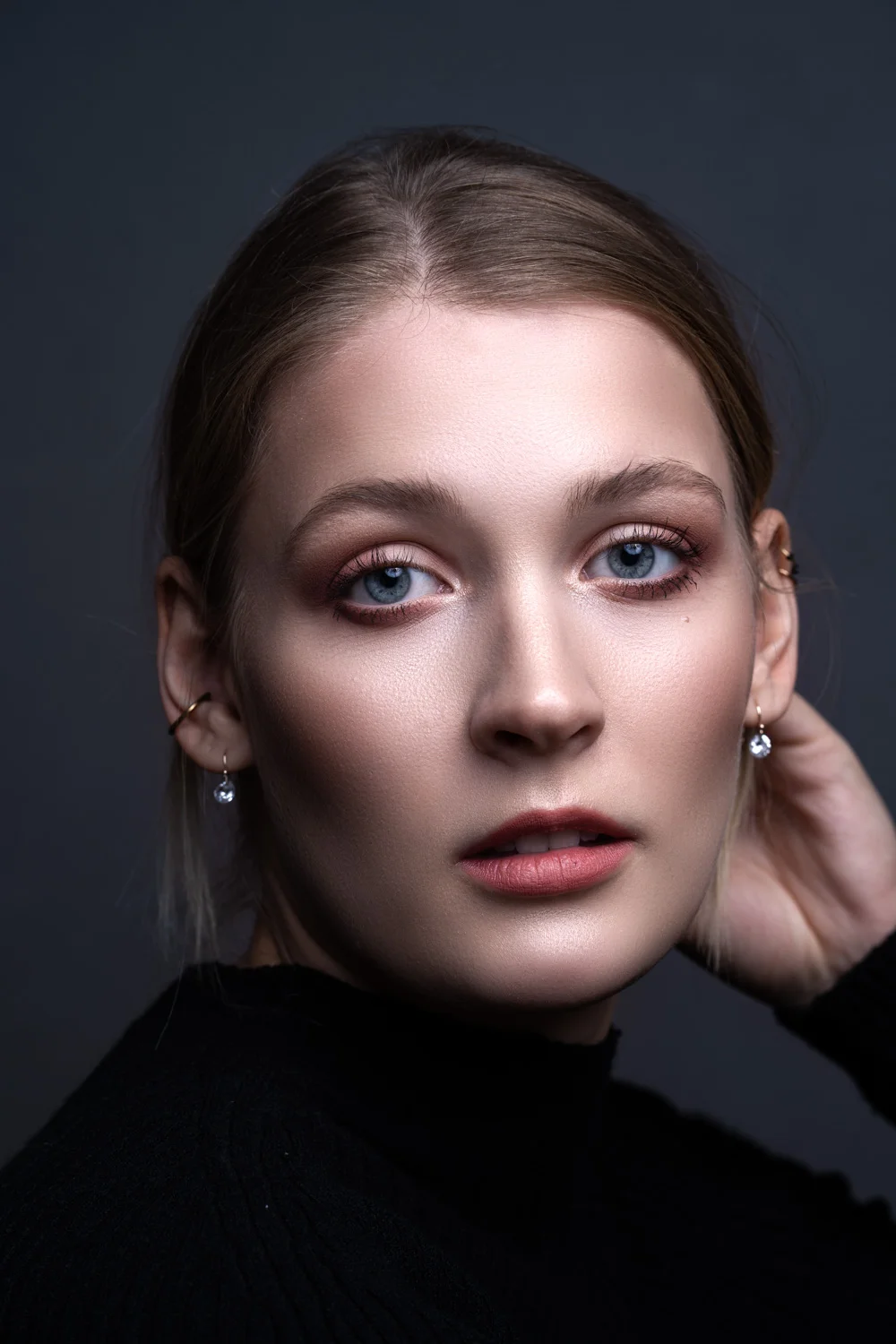 Model & Makeup: Laura Stielow @laurimariaxx