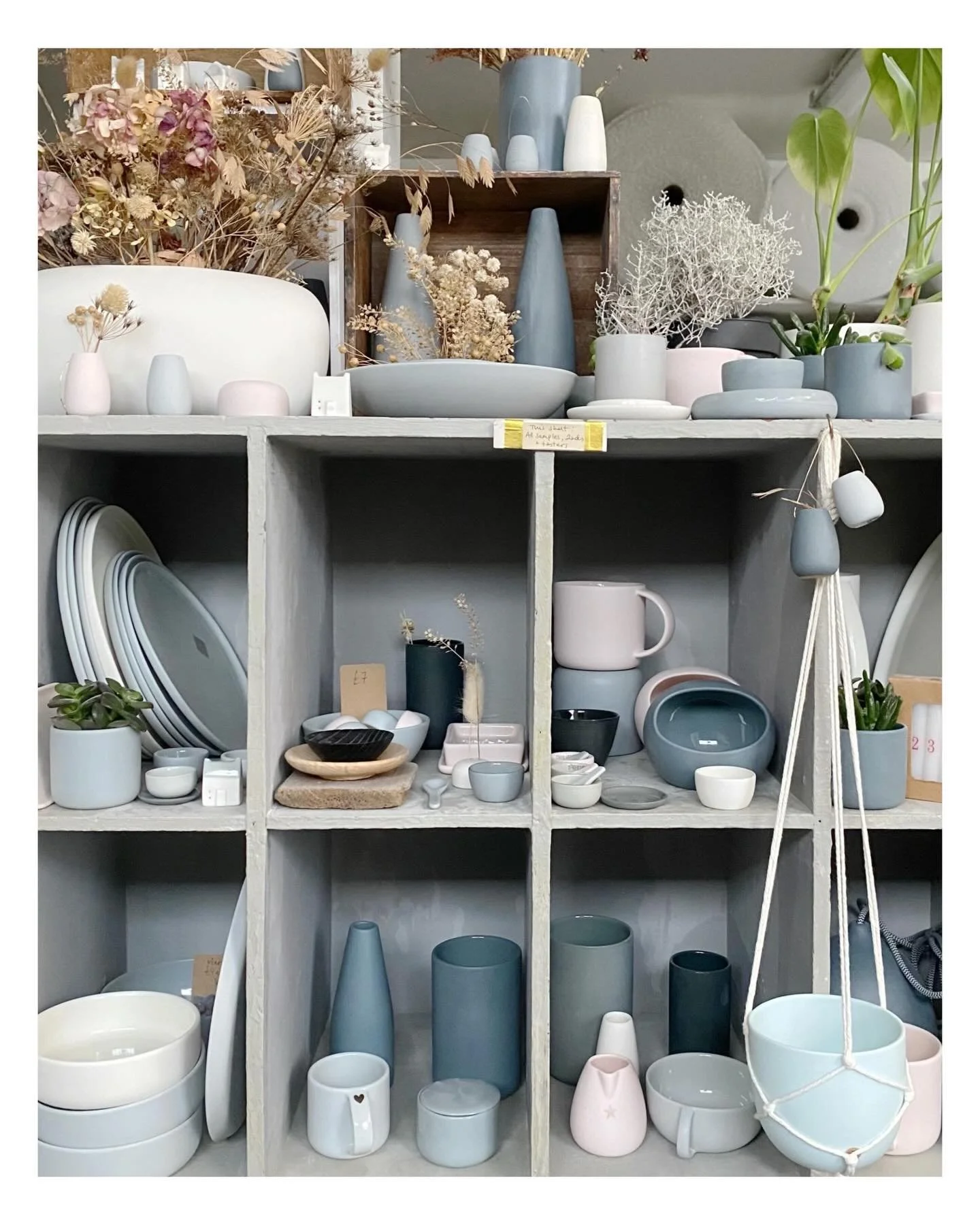 Seconds &amp; Samples Treasure Shelf ✨

If you love a good bargain our seconds &amp; sample shelf in our Dartington studio is calling your name...

It&rsquo;s stocked with perfectly imperfect pieces, testers and samples &mdash; all full of personalit