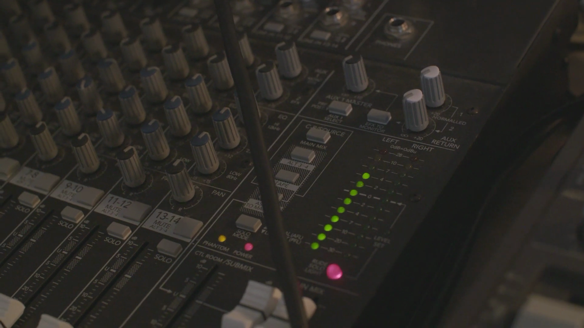 vlcsnap-2021-10-14-20h12m07s688.png