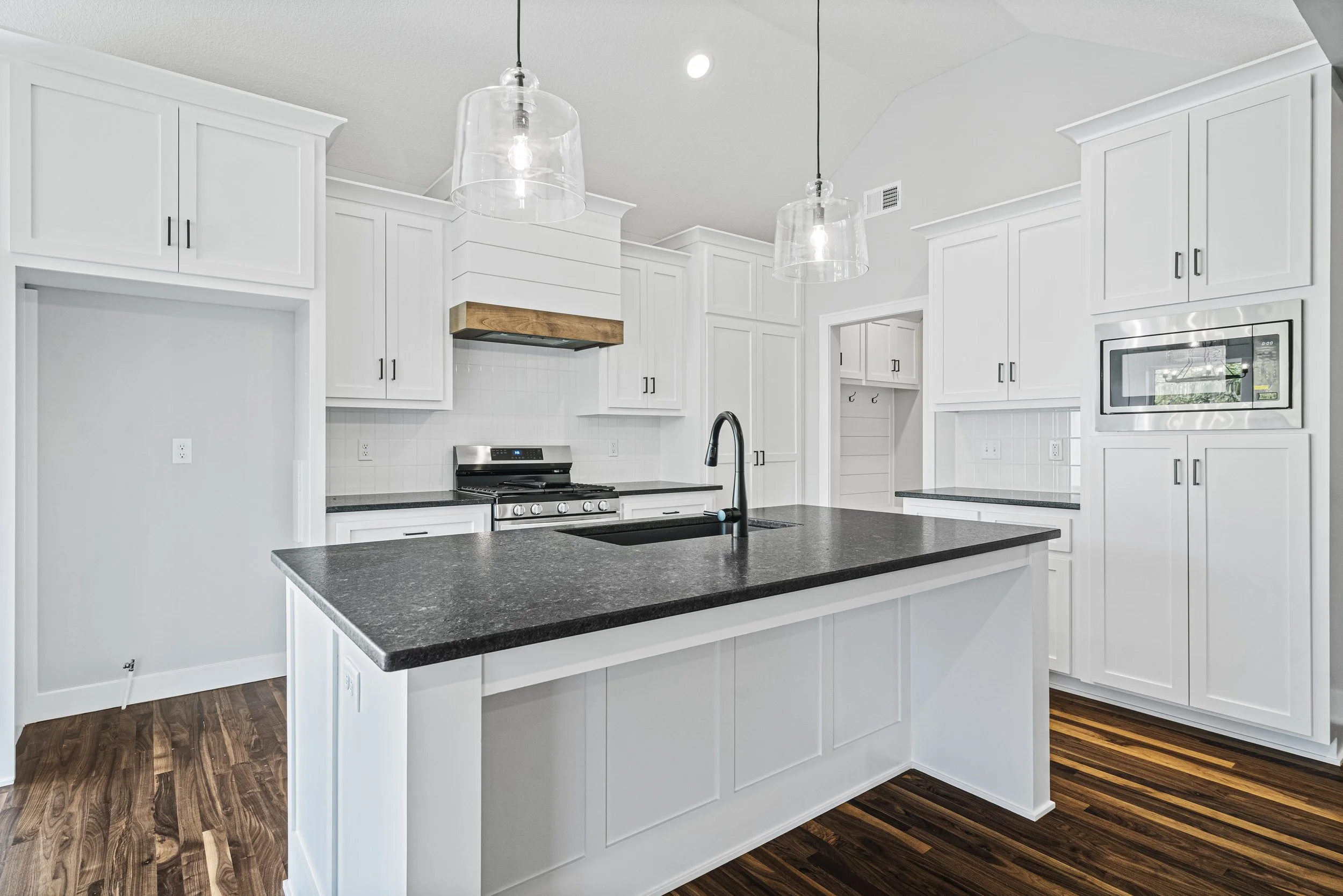 Addison - Kitchen 2.jpg