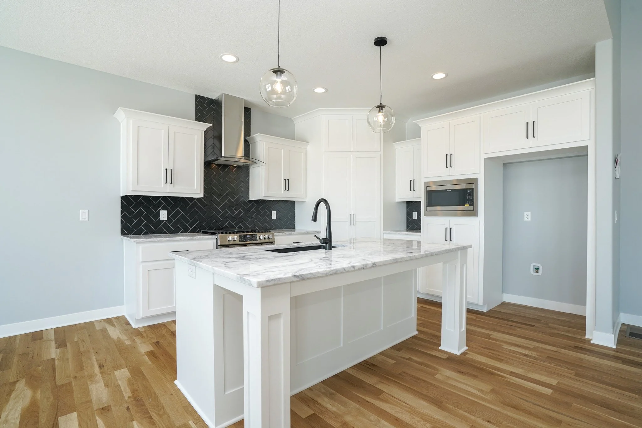 2781SW11thSt (18 of 44).jpg