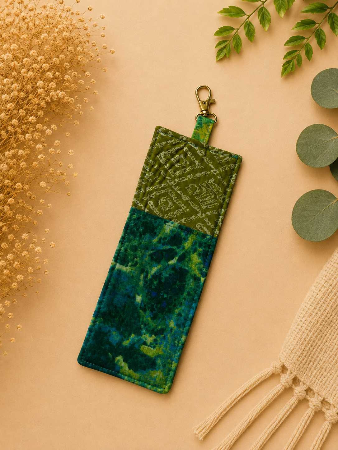 Botanical Keychain in Earthy Tones.png