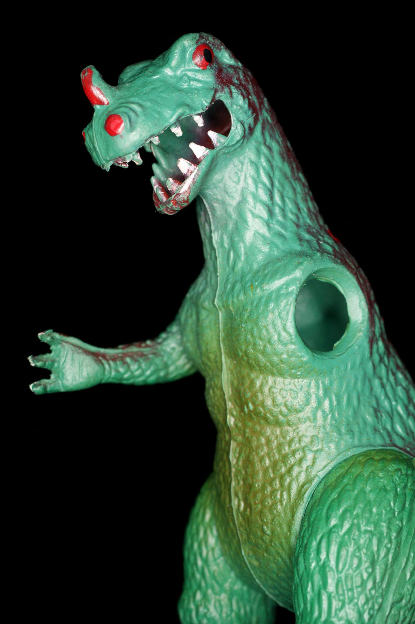 Armless Godzilla (2010)