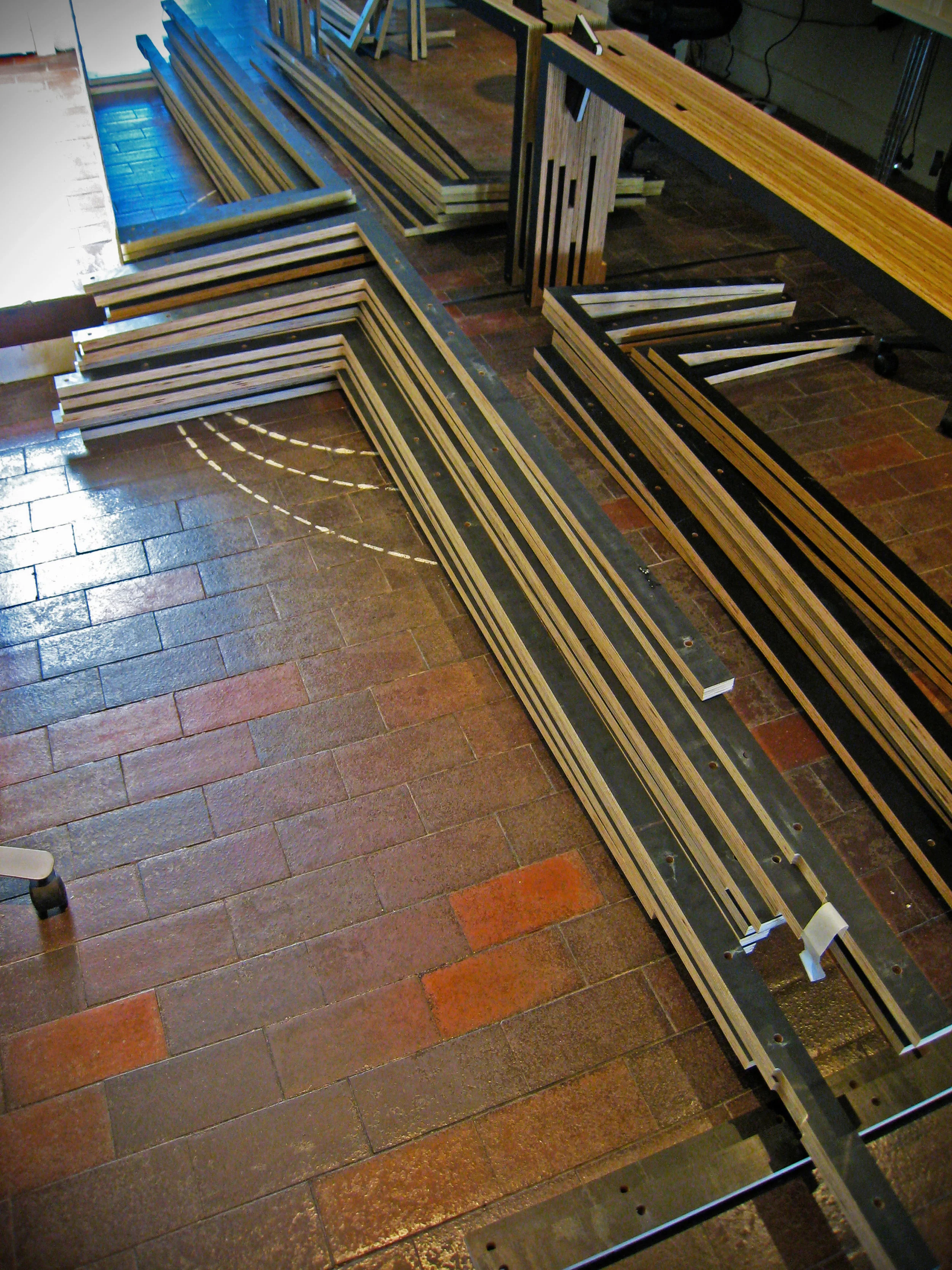 2012032099_03_ZWTable_AndrewMaynardArchitects.jpg