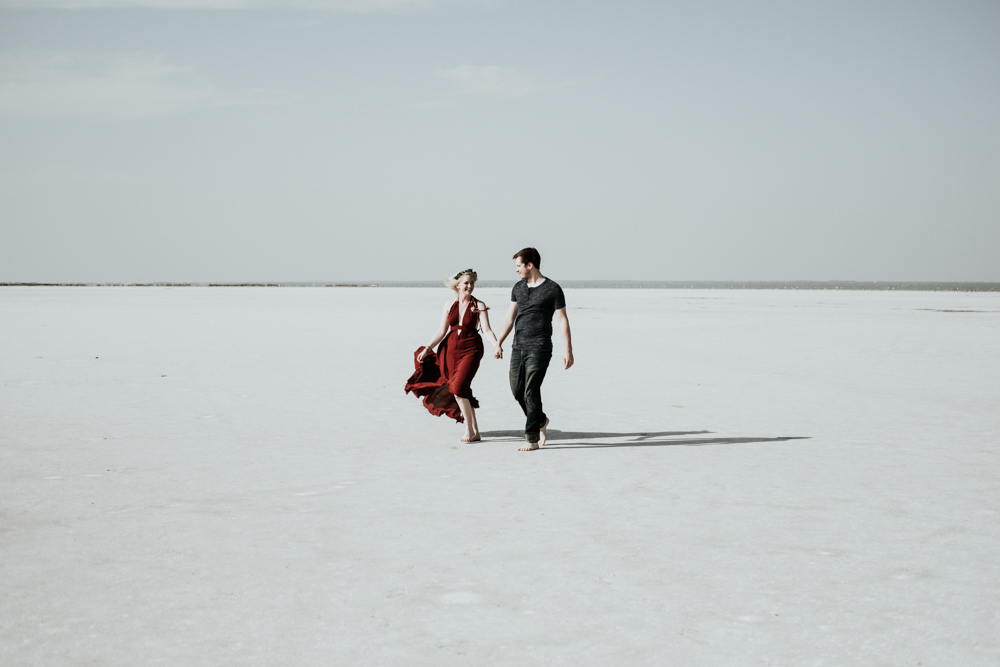 Couples Engagement Photographer, Adventure Photography Session in Great Salt Plains State Park