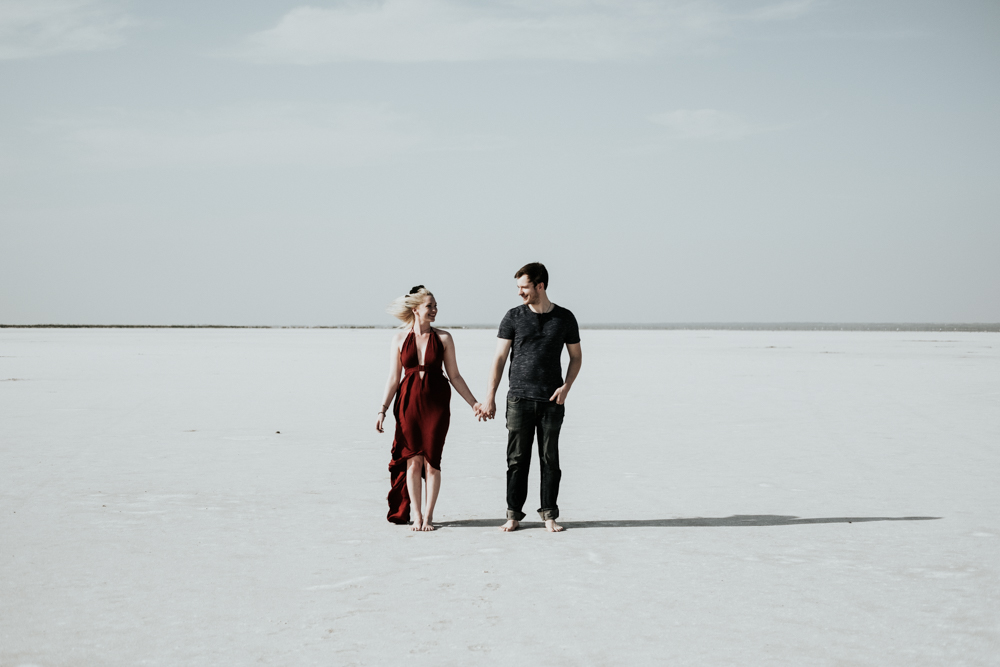 Couples Engagement Photographer, Adventure Photography Session in Great Salt Plains State Park