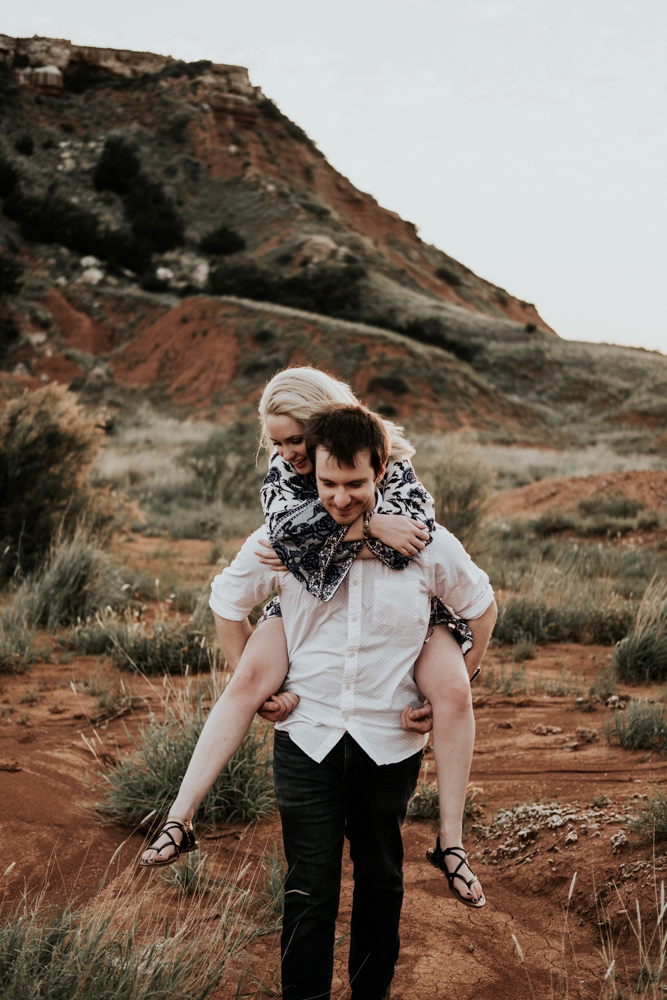 Engagement Photographer, Couples Adventure Session in Gloss Mountain State Park Photographer 