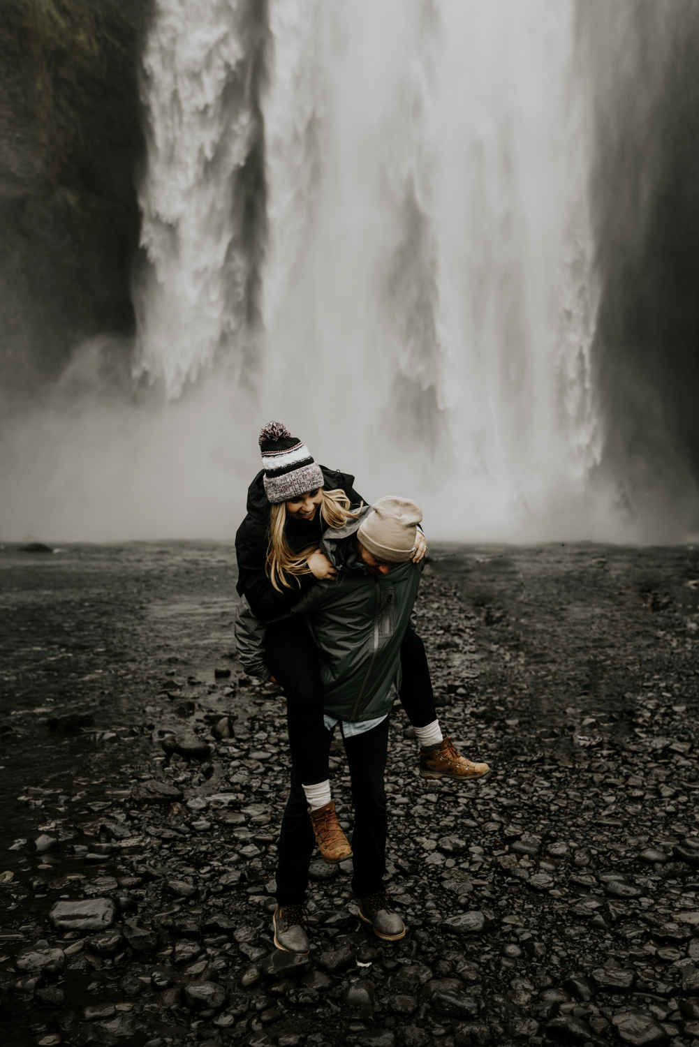 Adventurous Couples Session in Iceland