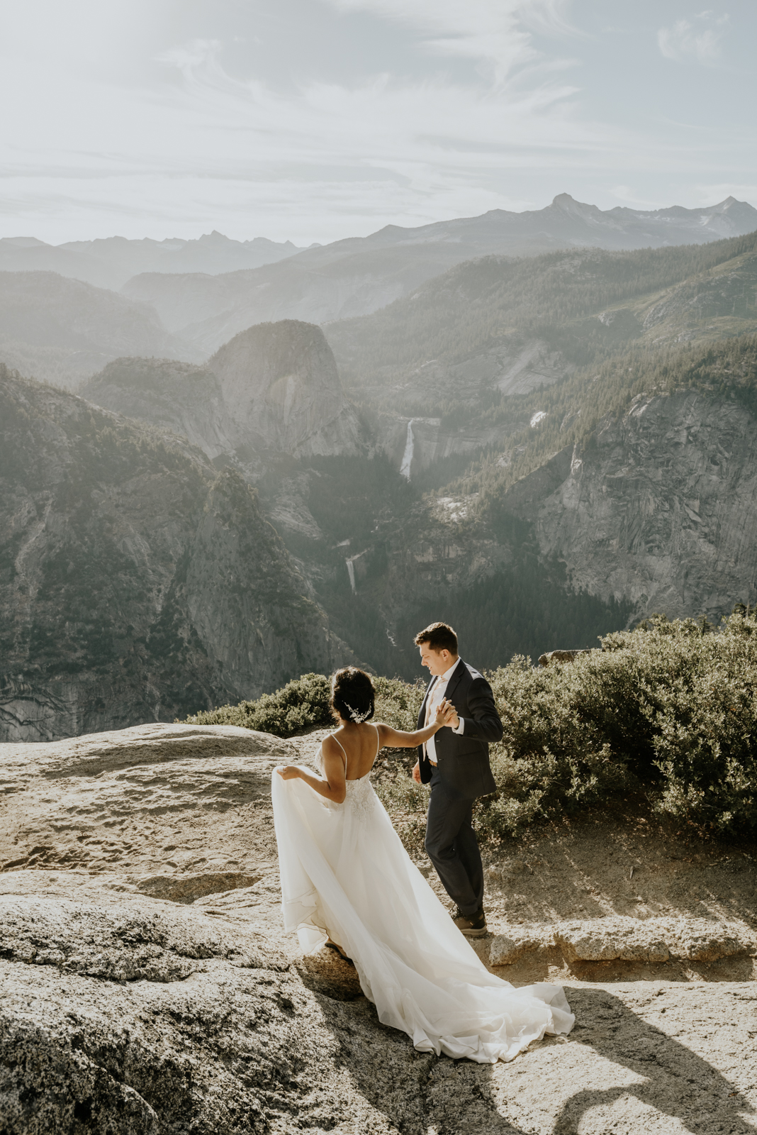 Yosemite National Elopement Photographer