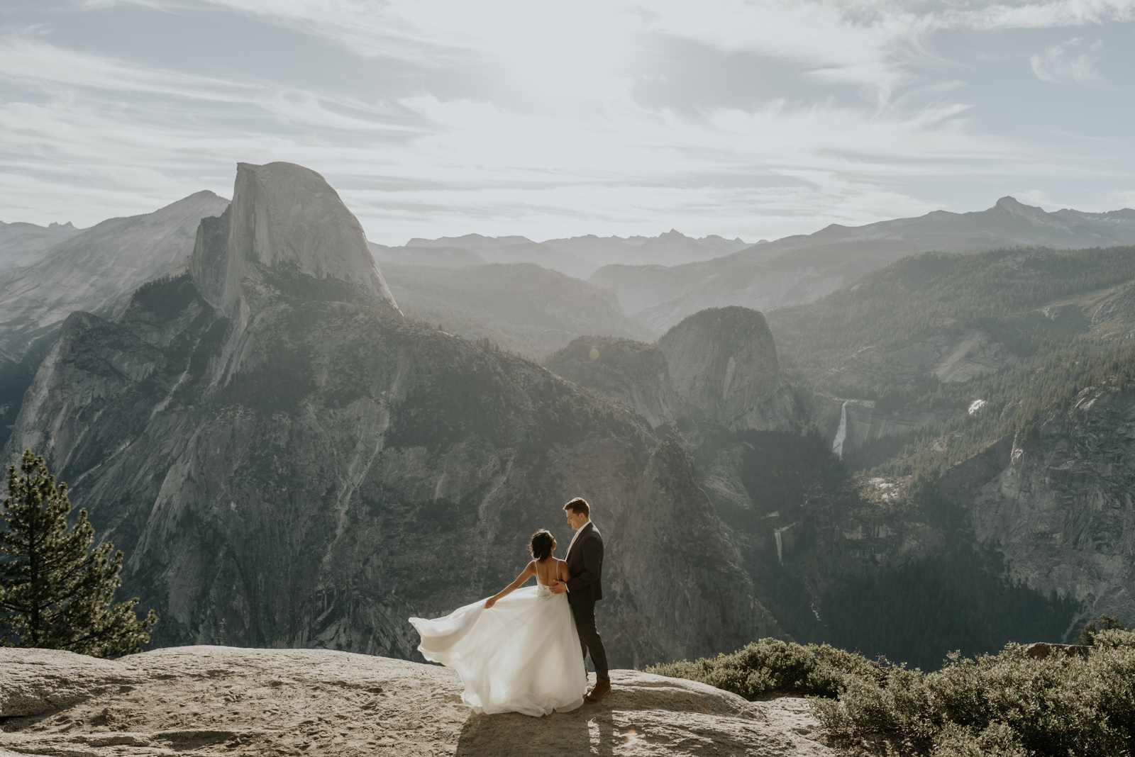 Yosemite National Elopement Photographer