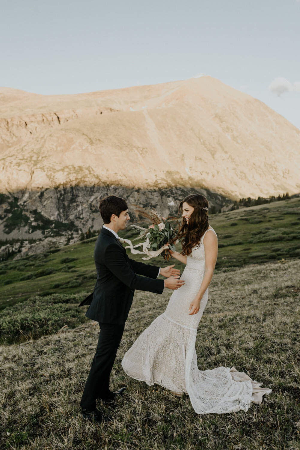 Hoosier Pass Elopement First Look Photos