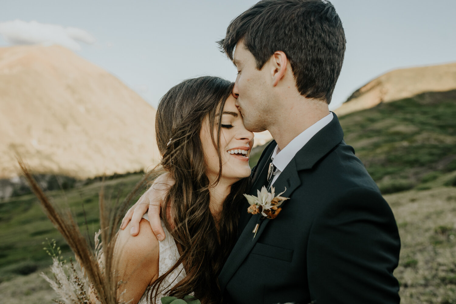 Hoosier Pass Sunrise Elopement Sweet First Look Photos