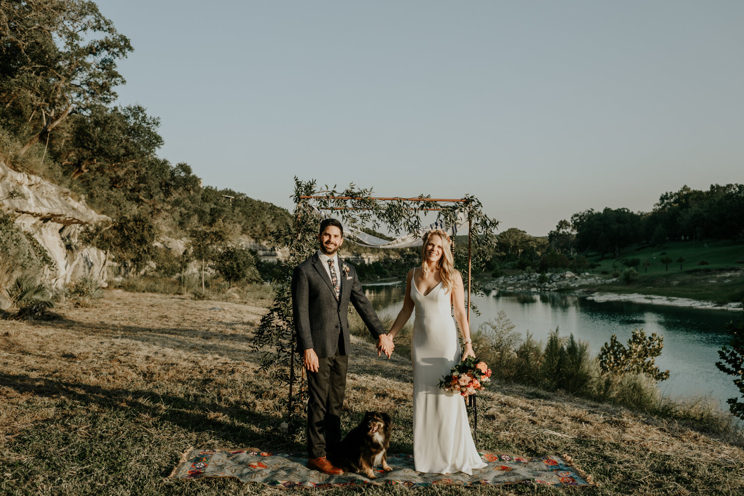 Austin, Texas Cute Elopement Photos with dogs