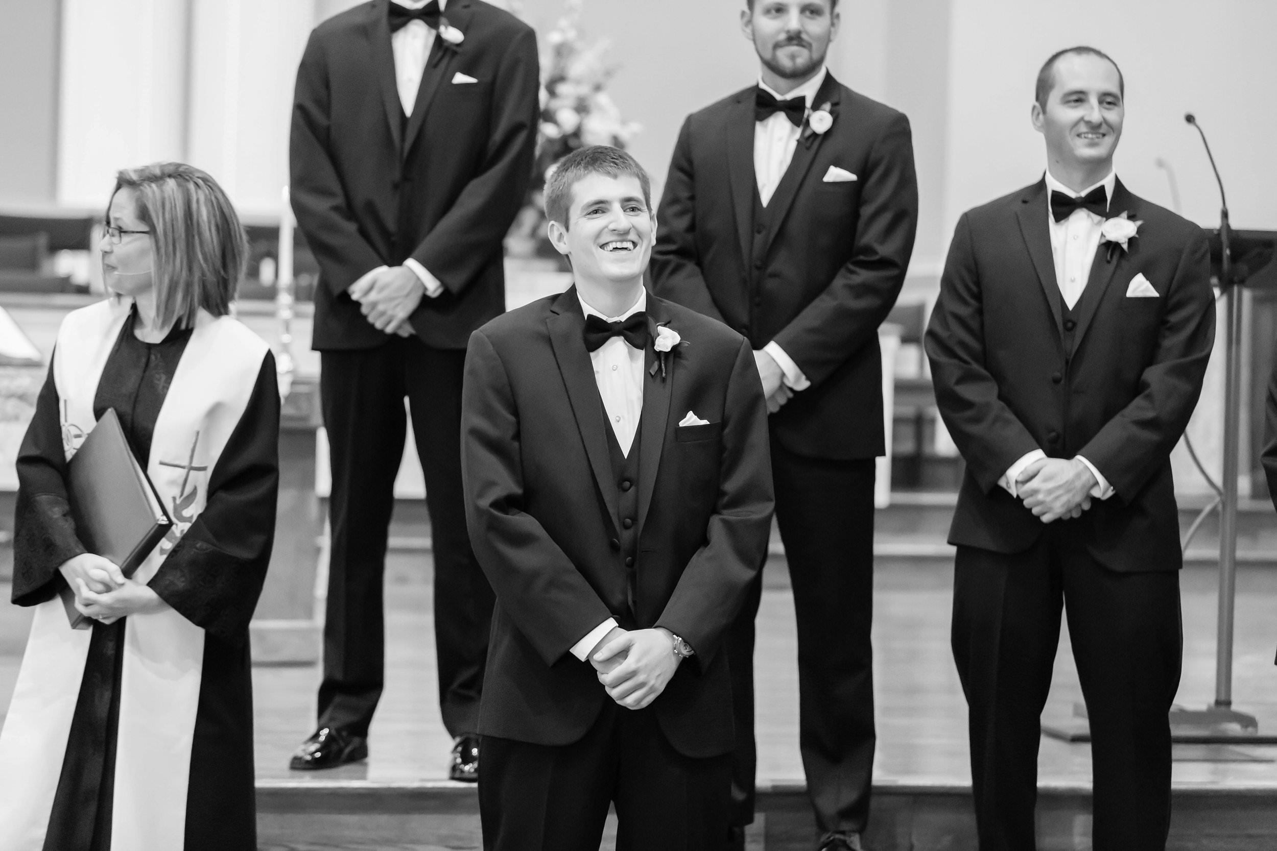Groom-Reaction-Photos-Atlanta-Wedding-Photographer06.jpg
