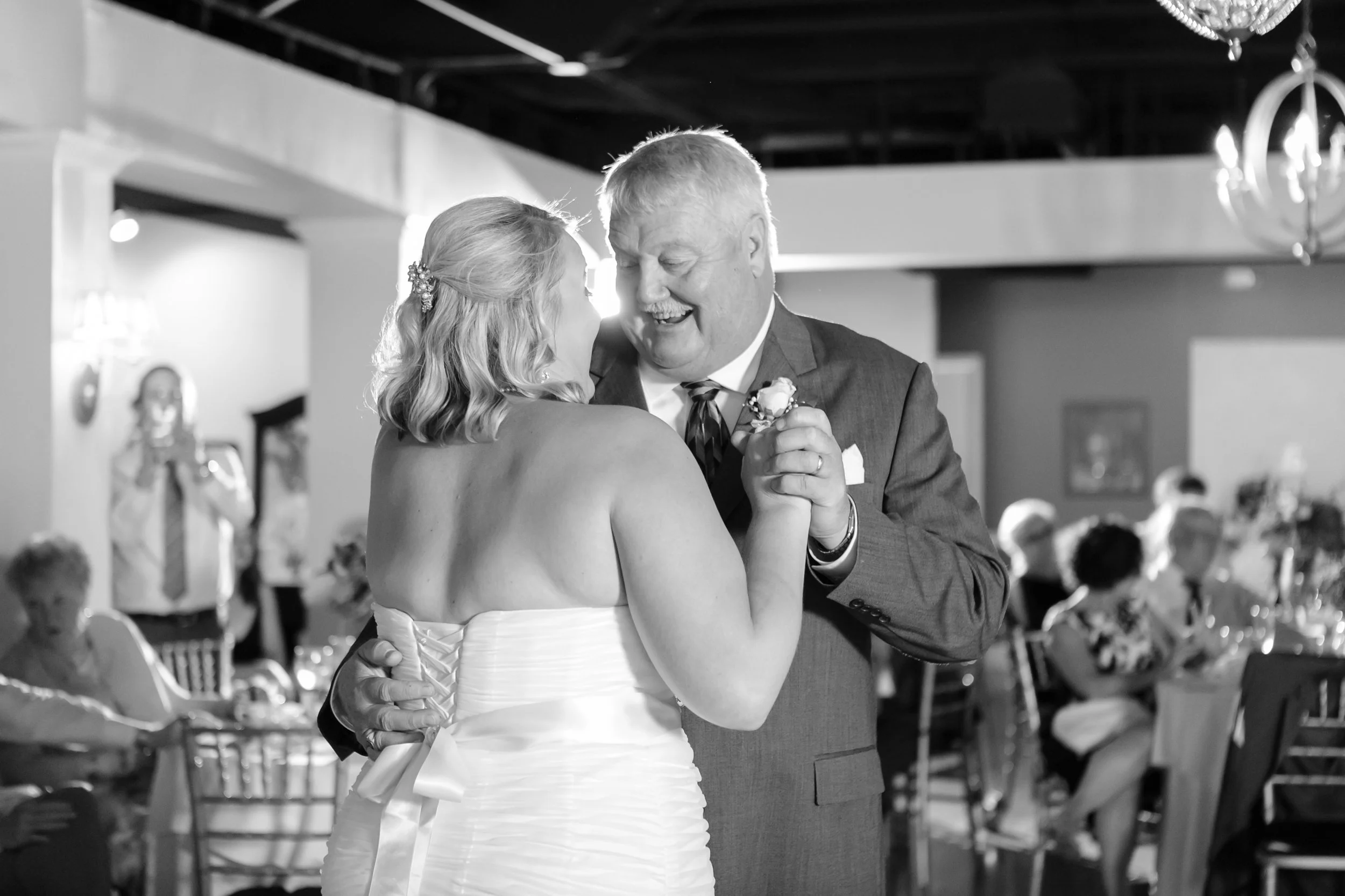 Roswell-Mill-Club-Wedding057.jpg