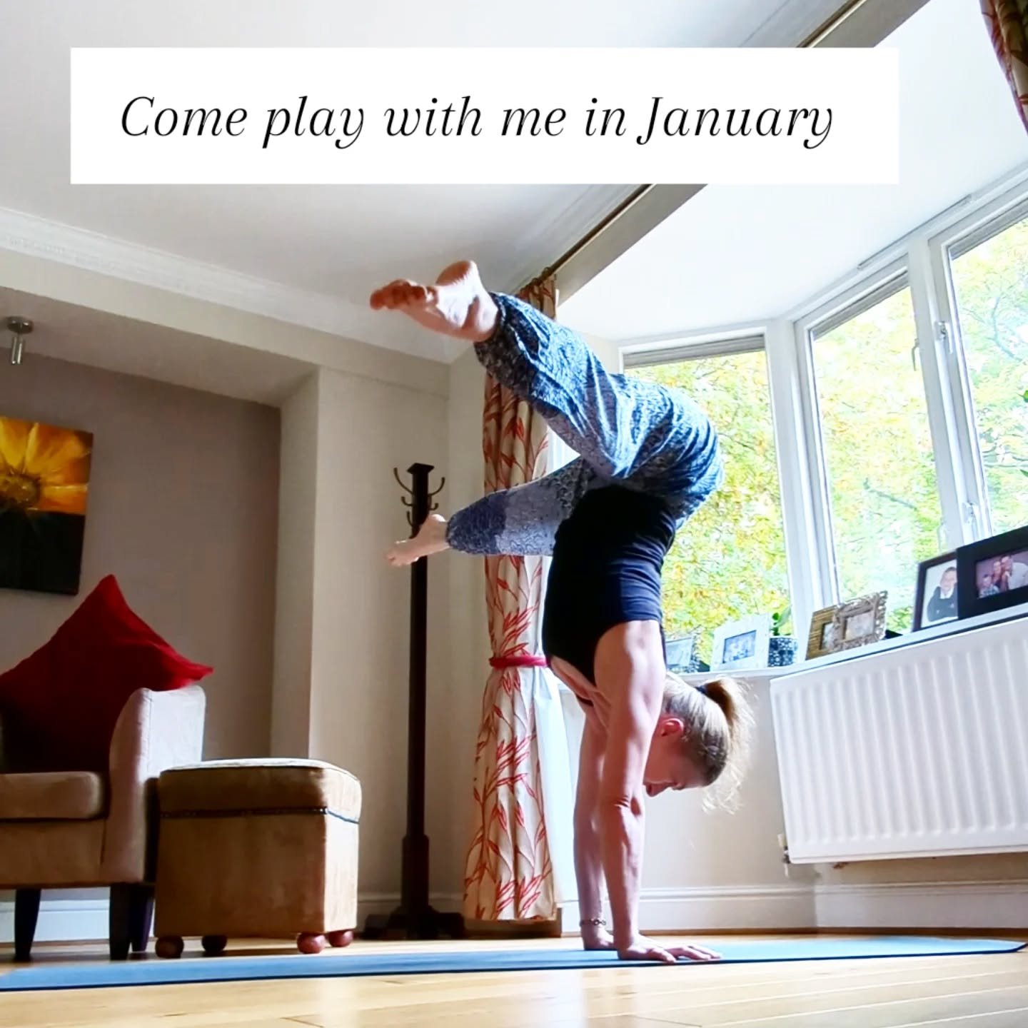 5 days left to get the early bird price

Join me on the 11th of January for a fun handstand workshop. Suitable for beginners to improvers. I always start my workshops establishing a strong foundation and then we progress, looking at different shapes,