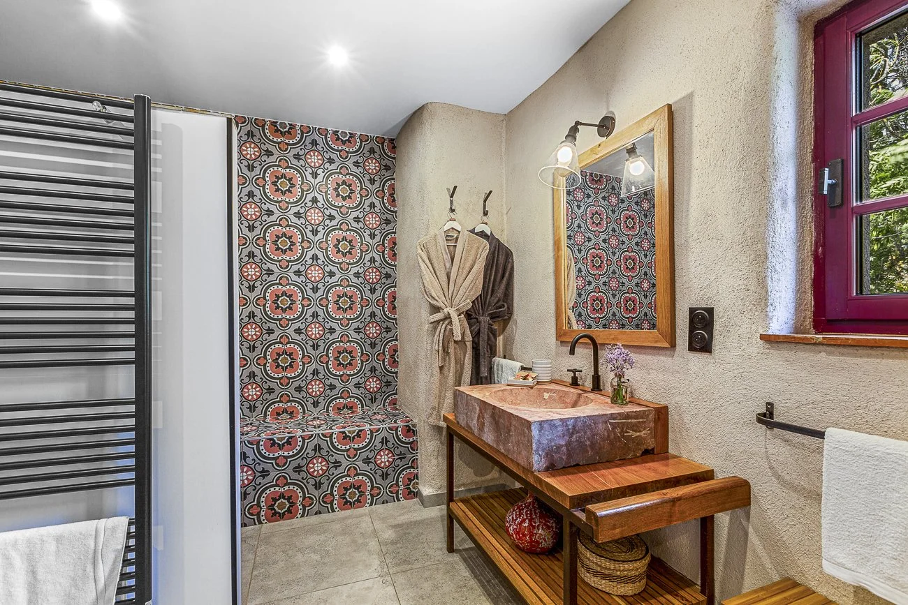 Castelnou Bathroom.jpg