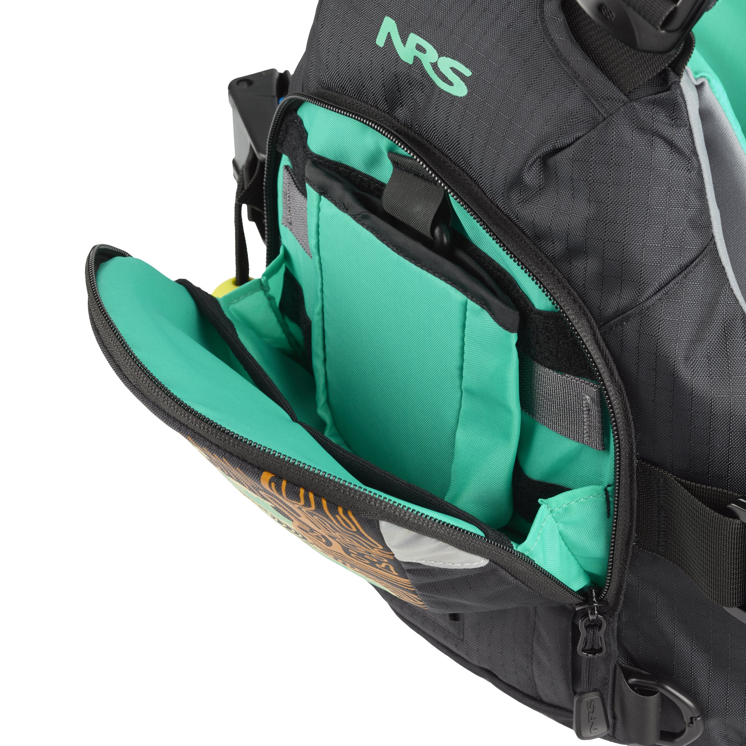 40000_01_Black_na_Detail7_082225 copy.jpg