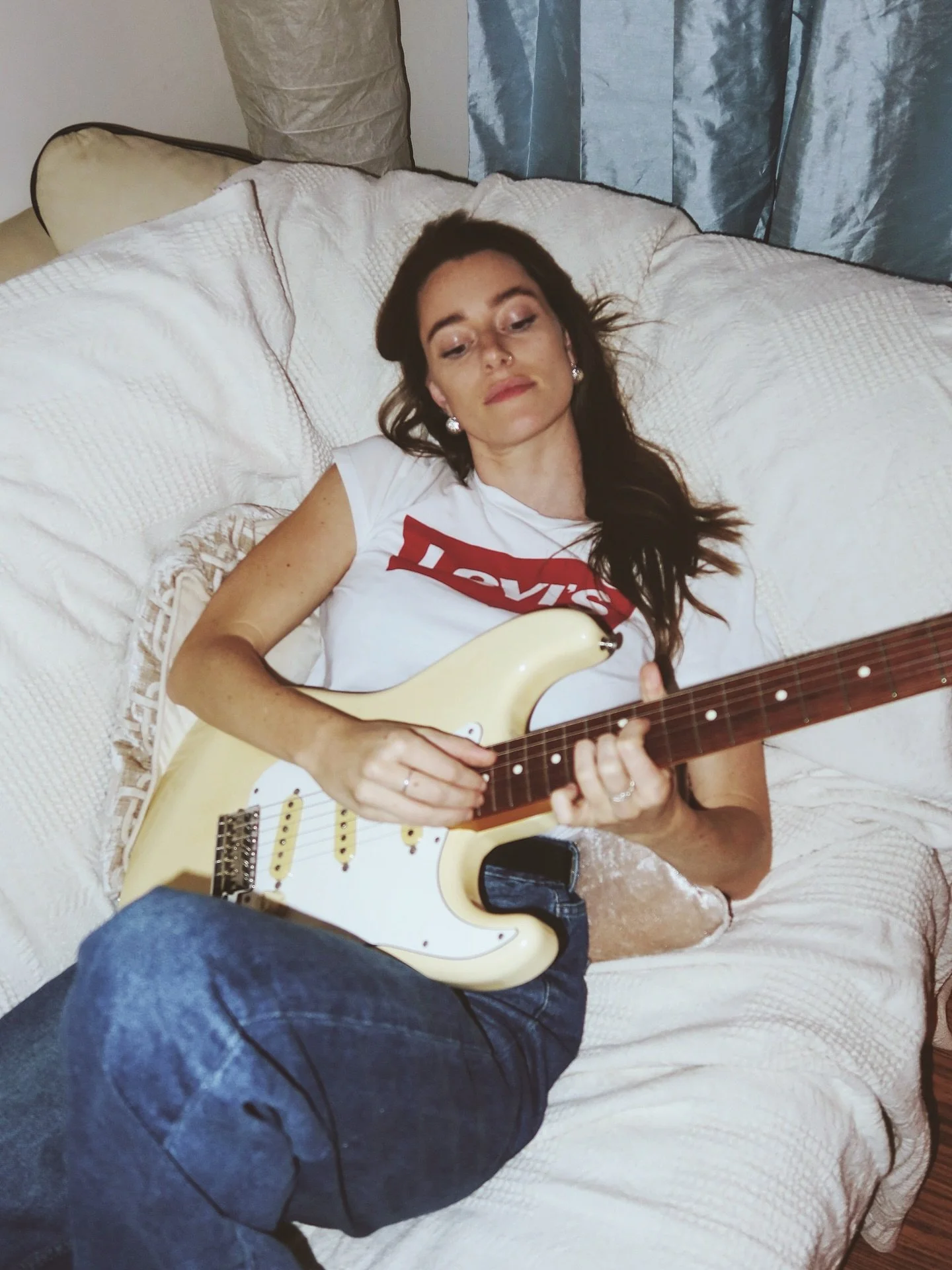 Finalising setlists for TOURRRR next week!!! 🥳 what songs should 100% be on there? ✨