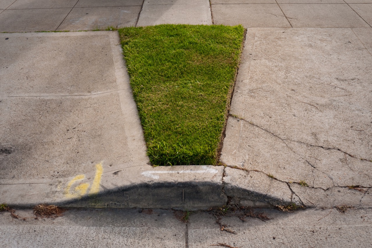 Absolutely stunning bikini strip type. About 2x5 feet, tapering to a 1 foot point atop its concrete pubis.