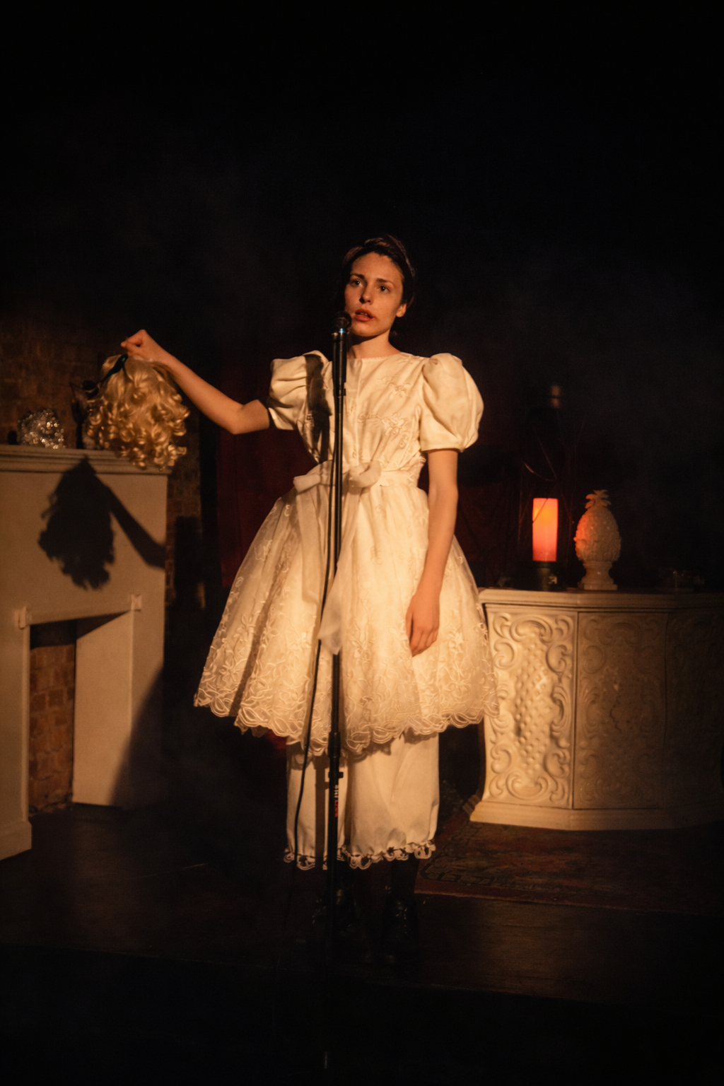 The posession of ALice.png