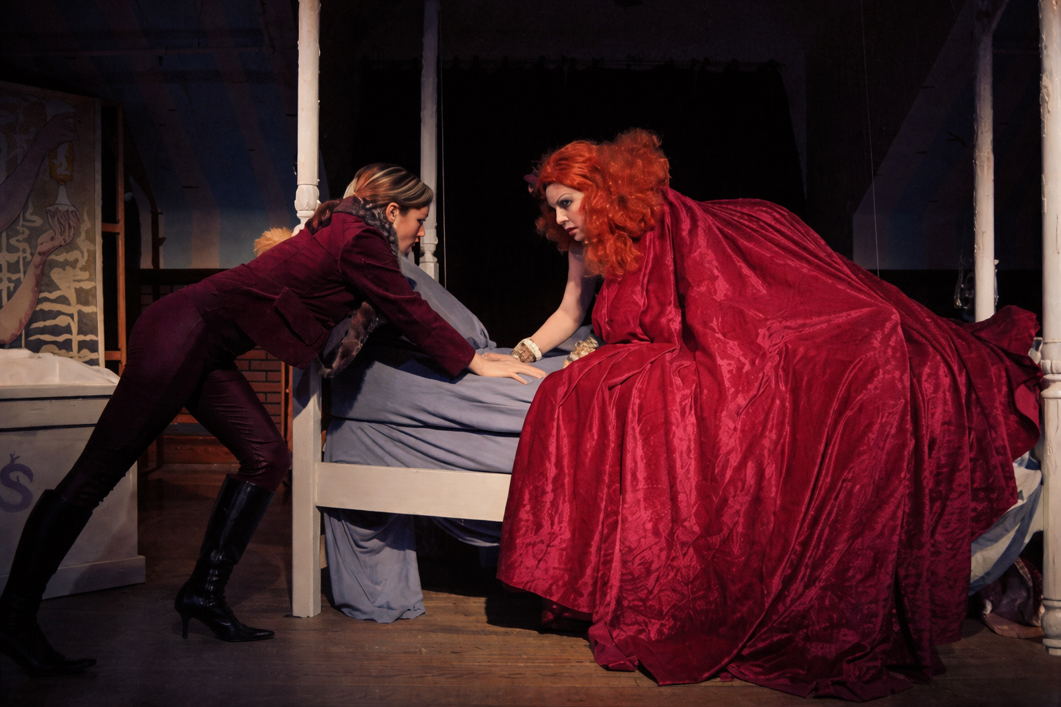 Scene from Voolf, directed by Chris Garcia Peak and devised by Cock and Bull Arts, featuring Tuckie White, Eddy Karch, Sarah Hecht, and Kristen King, produced in Chicago at the Gunder Mansion.