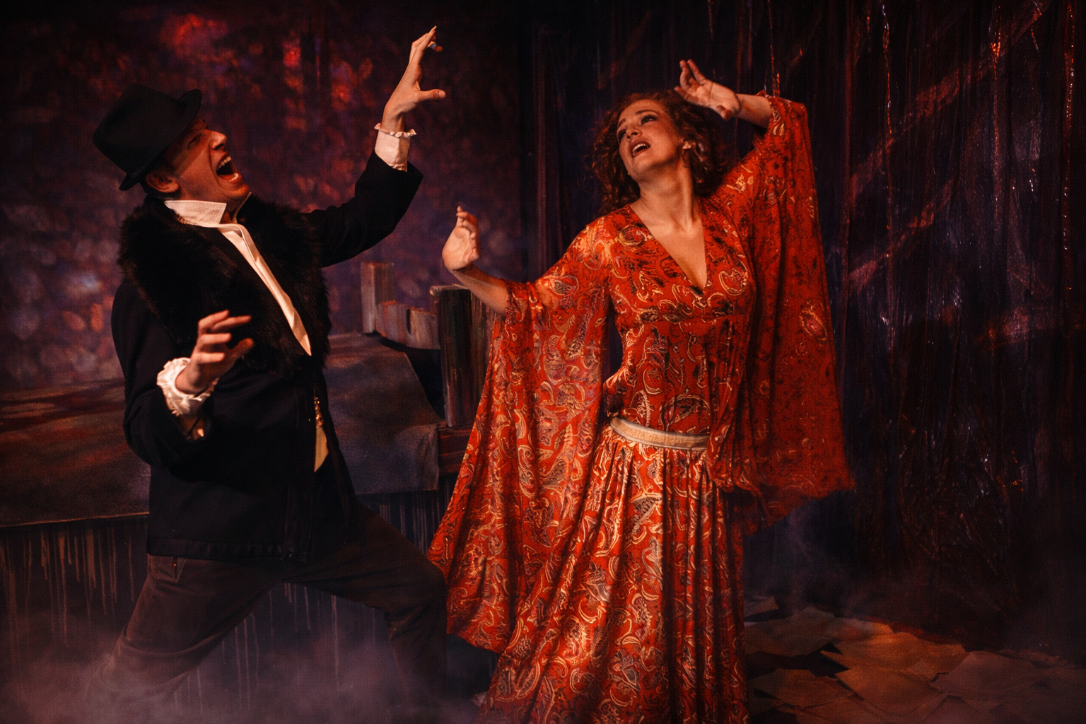 Scene from Voolf, directed by Chris Garcia Peak and devised by Cock and Bull Arts, featuring Tuckie White, Eddy Karch, Sarah Hecht, and Kristen King, produced in Chicago at the Gunder Mansion.