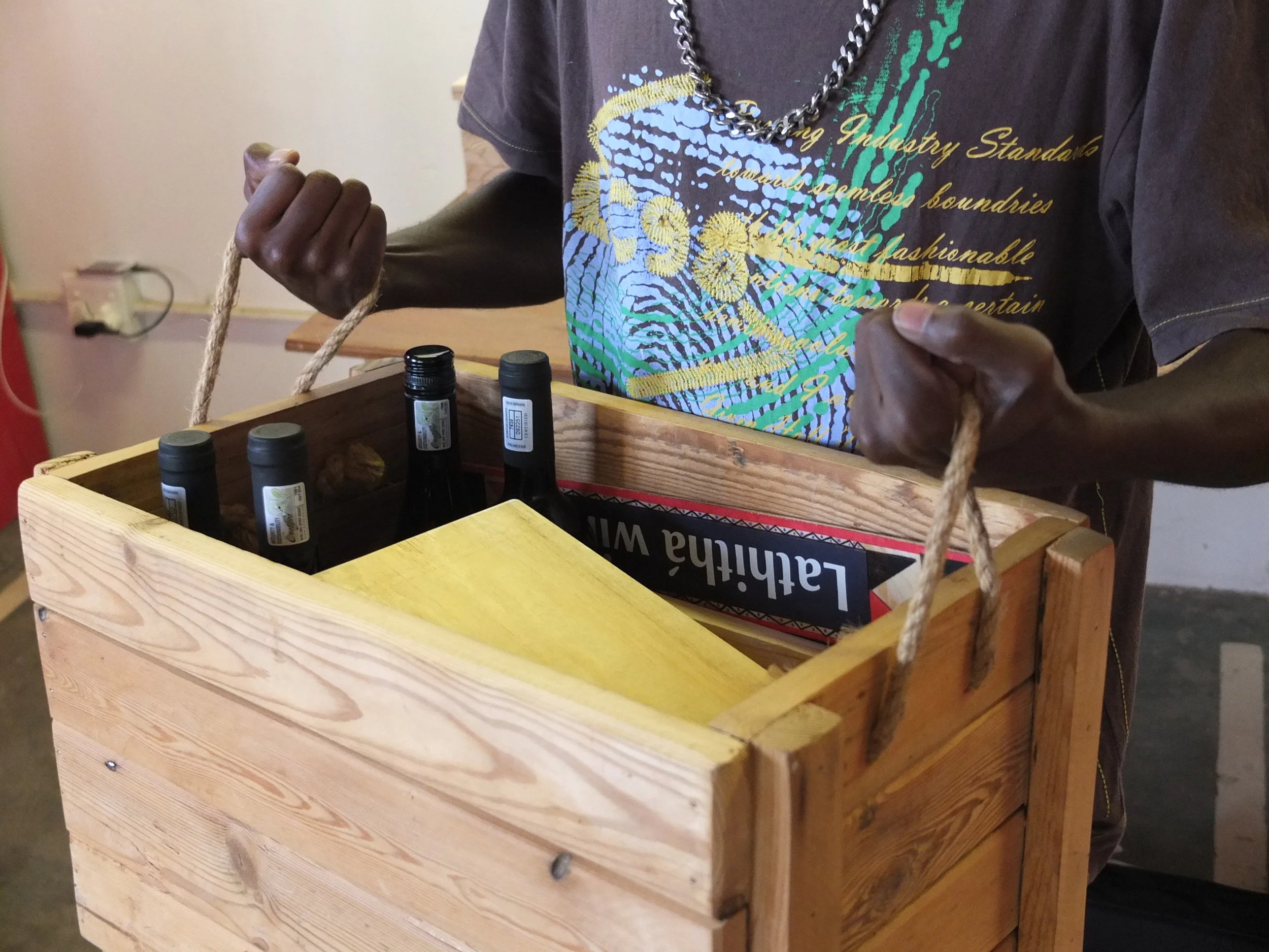  The tasting kit is also portable, allowing Sheila to bring it with her to trade shows or Guga S'thebe cultural centre in Langa. 