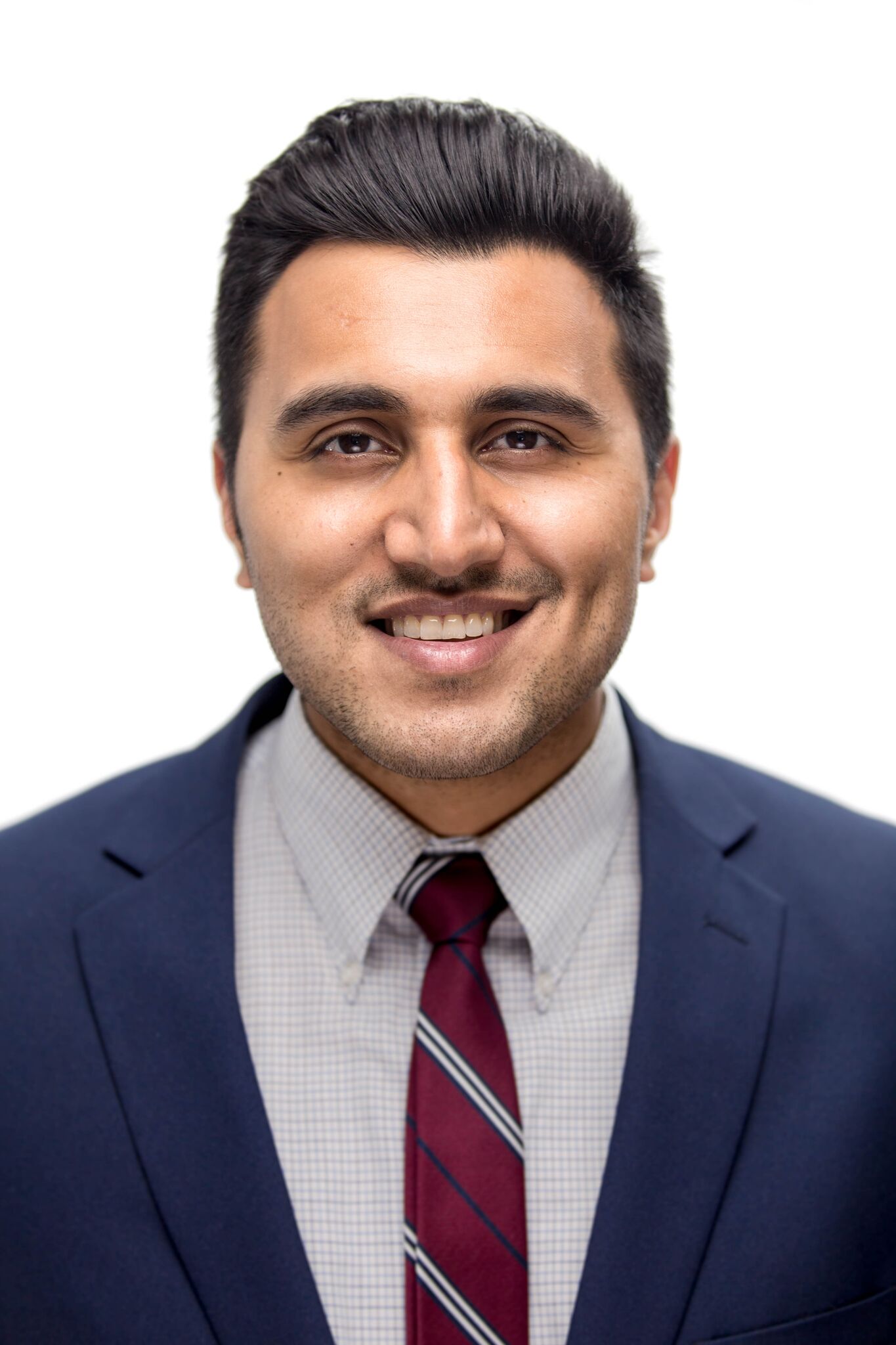 Jasjeet Virk, M.D. (COO, Co-Founder) Jasjeet is currently a resident physician specializing in primary care. Originally from Corona, CA he attended Claremont McKenna College as a Bill and Melinda Gates Interdisciplinary Science Scholar, graduating in 2013 with a degree in Environment, Economics, and Politics. An avid basketball fan and former high school basketball player, Jasjeet always enjoys his favorite hobby of playing pick-up basketball in his free time. He hopes to use his passion for sports to help turn Rival into something every athlete can rely on.