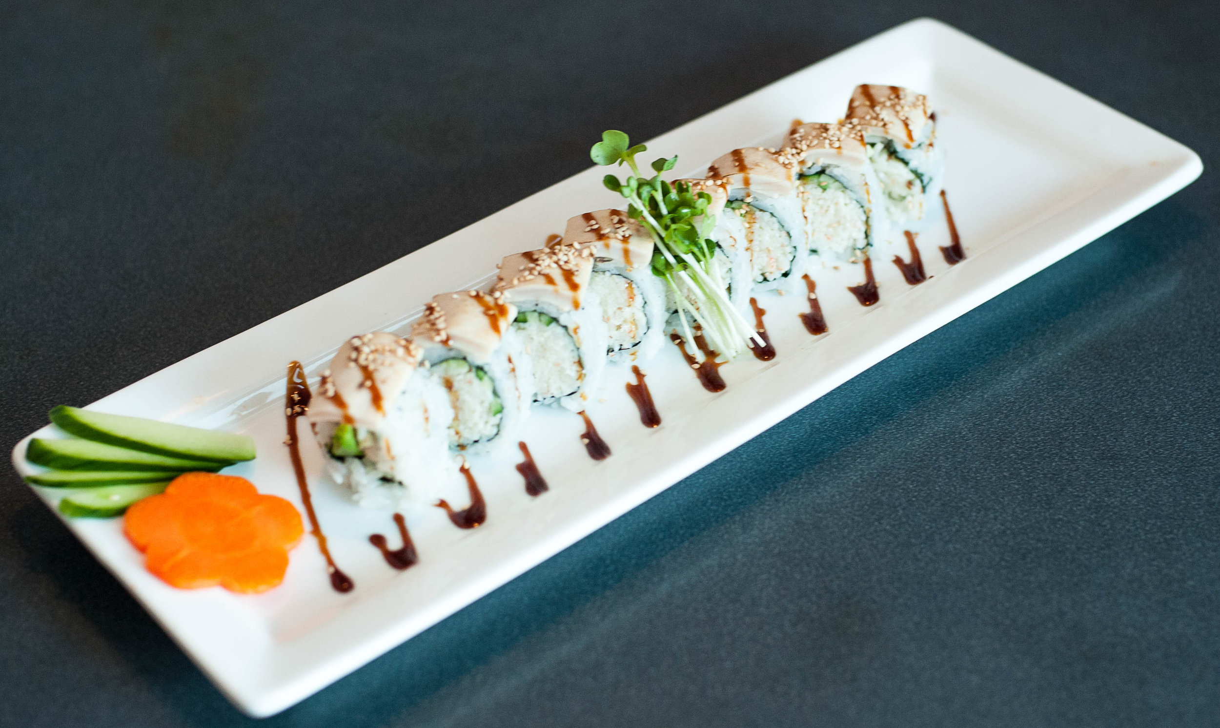 Aburi Tuna Roll