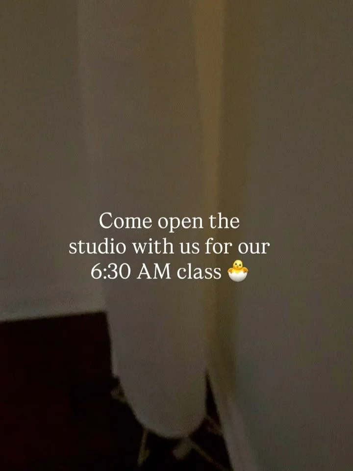Early morning classes 🤝🏼 daylights savings 

Come on through early birds!! The morning light in the studio is 👌🏼and you know you wanna crawl into bed at 5 PM now that it&rsquo;s getting dark. 

Join @_lizziepereira every Tuesday at 6:30 AM for Ge